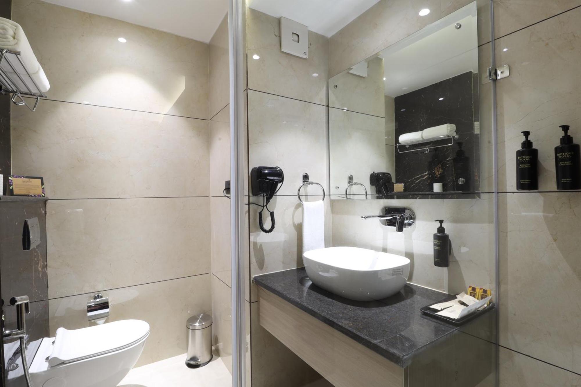 Ahuja Residency Mayfield Garden 3* Gurgaon