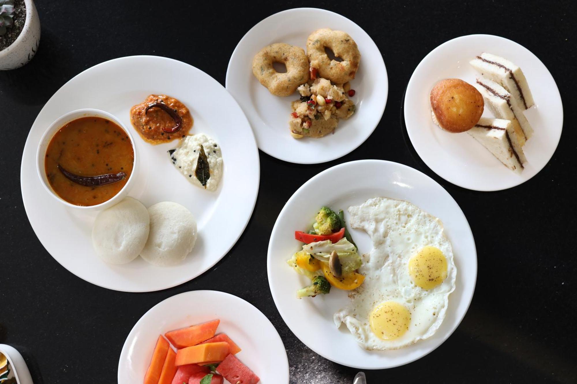 Ahuja Residency Mayfield Garden Hotel 3*