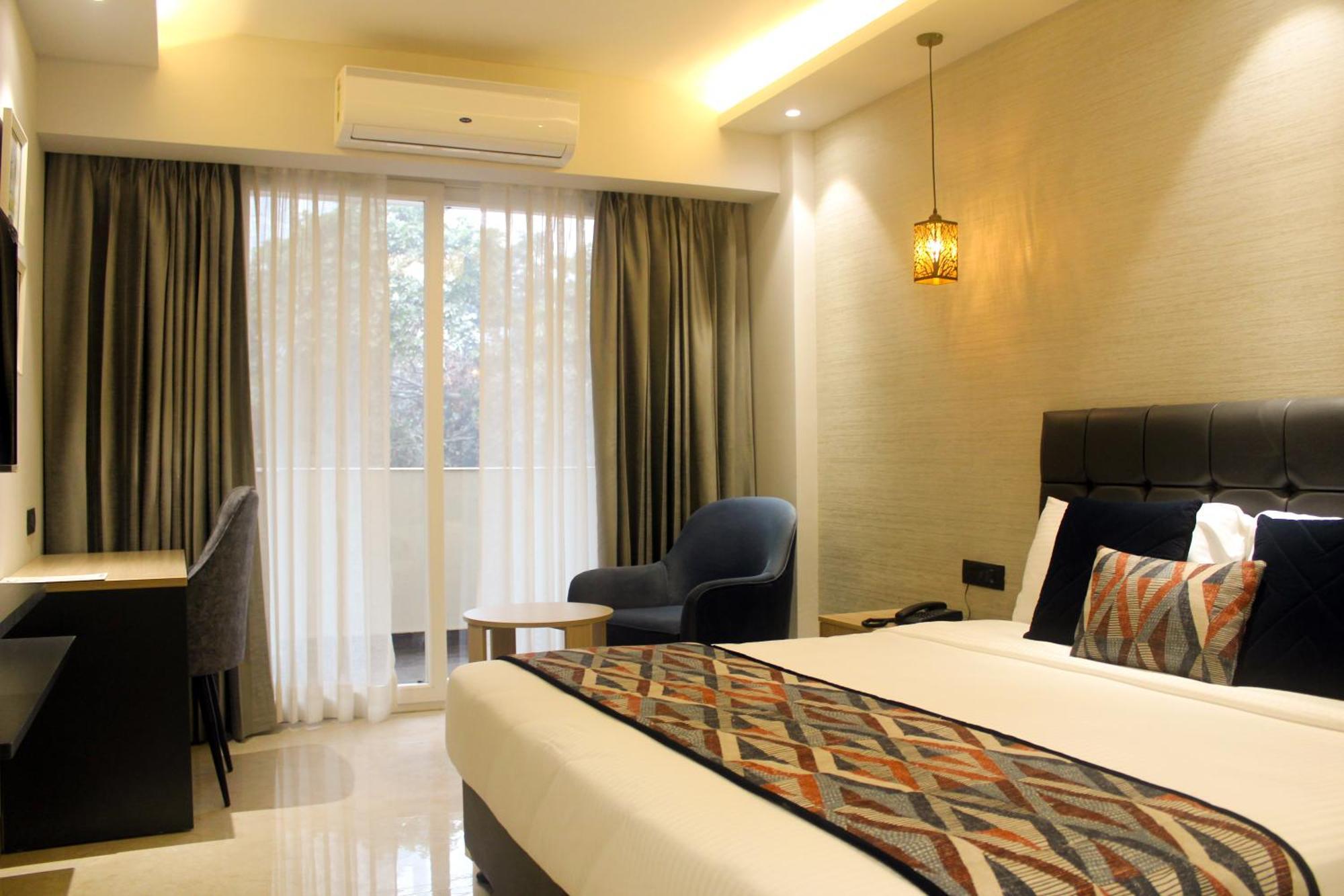 Ahuja Residency Mayfield Garden Hotel 3*