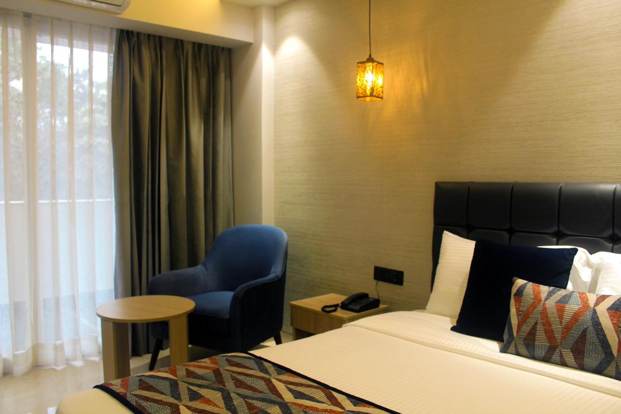 Hotel Ahuja Residency Mayfield Garden Gurgaon