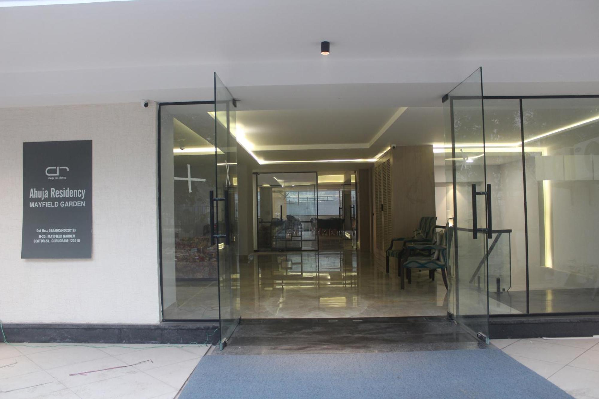 Ahuja Residency Mayfield Garden Hotel 3*