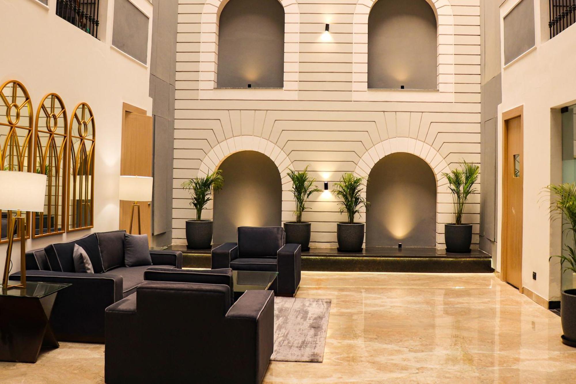 Ahuja Residency Mayfield Garden 3* Gurgaon