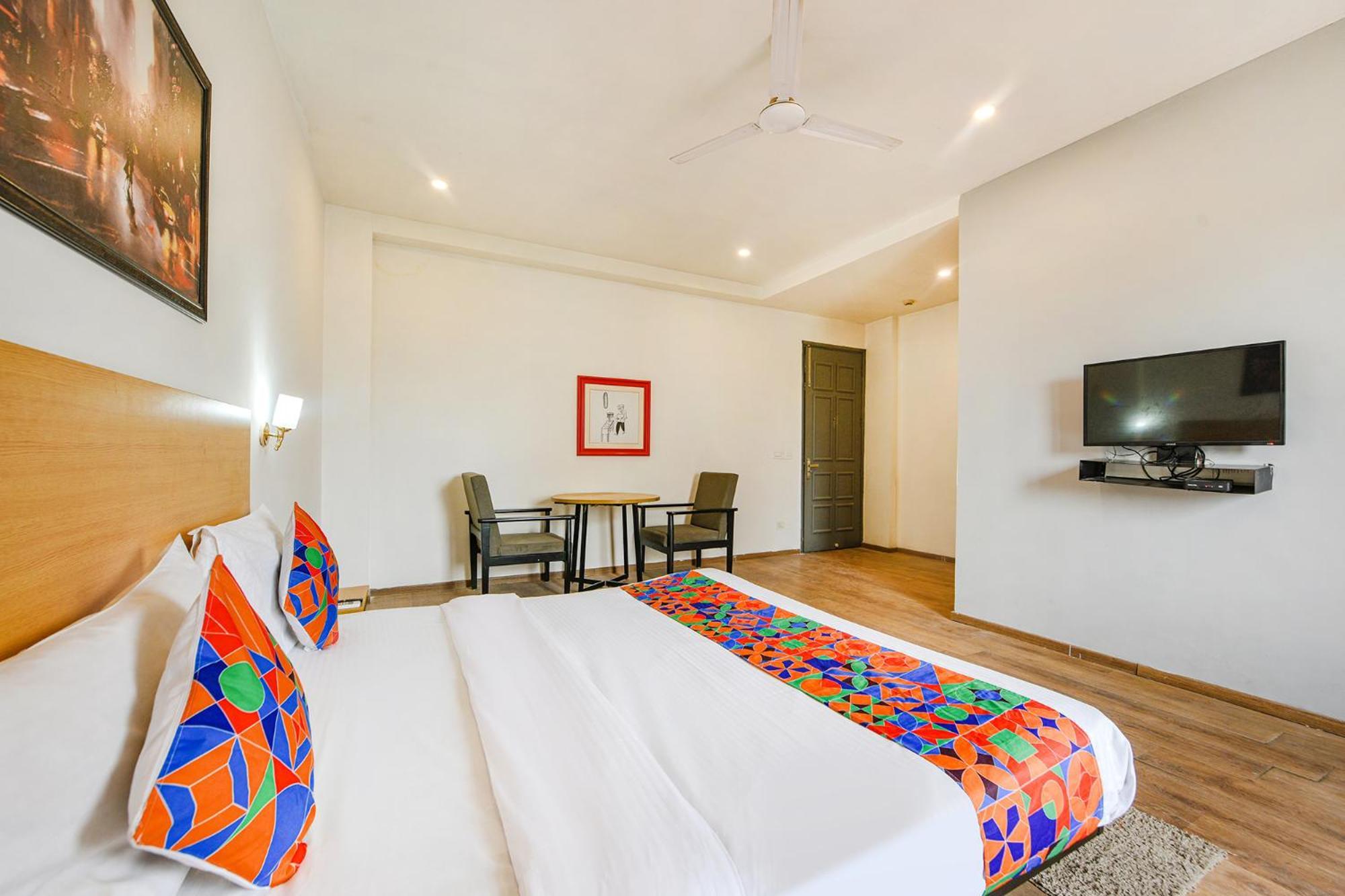 Fabhotel Comfort Residency I 4* Gurgaon