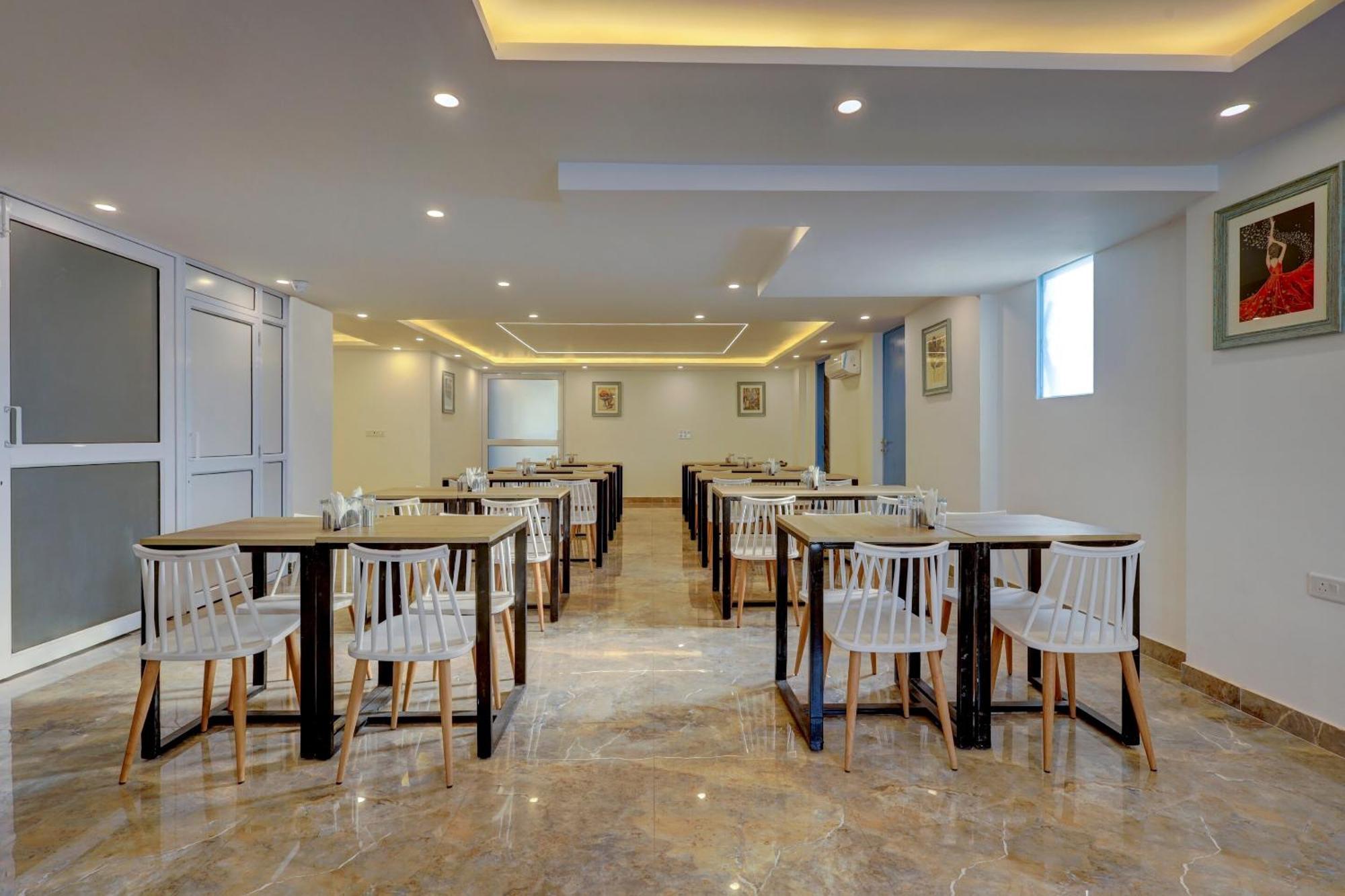 Townhouse Oak Elite Golf 3*