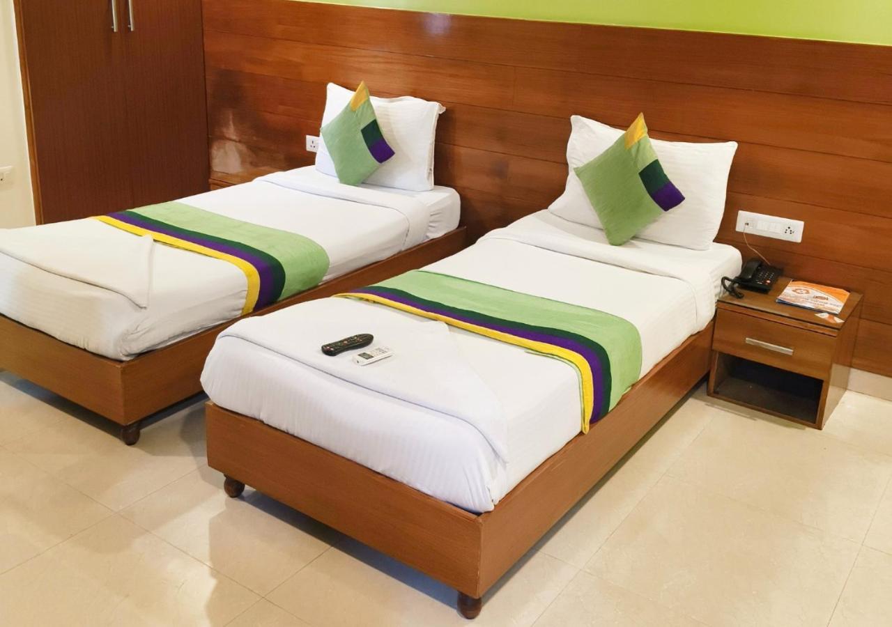 Aroha Stayinn Aroma -gurgaon Sector 47 *