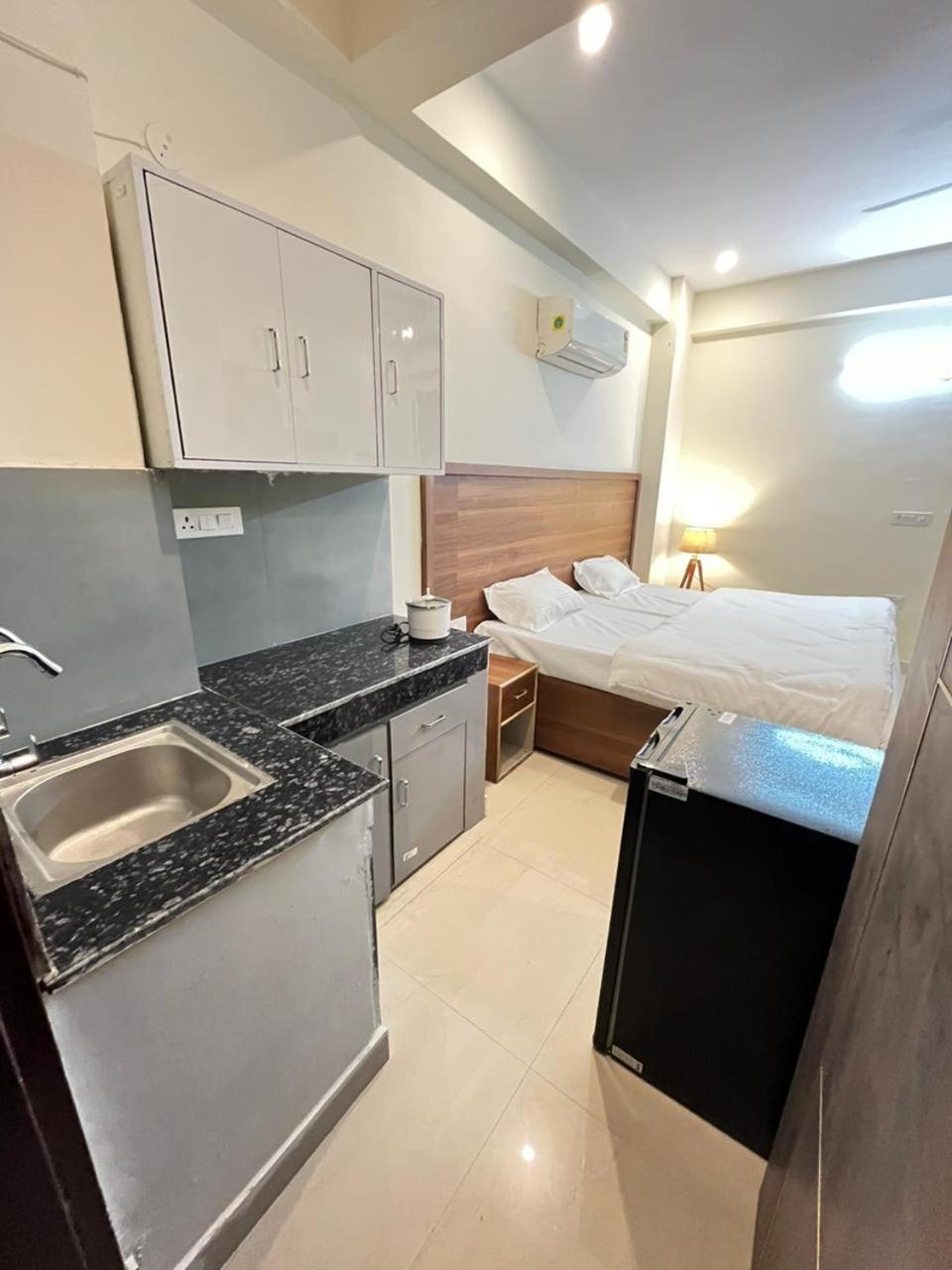 Hotel Apna Homes & I Gurugram I Sector-71