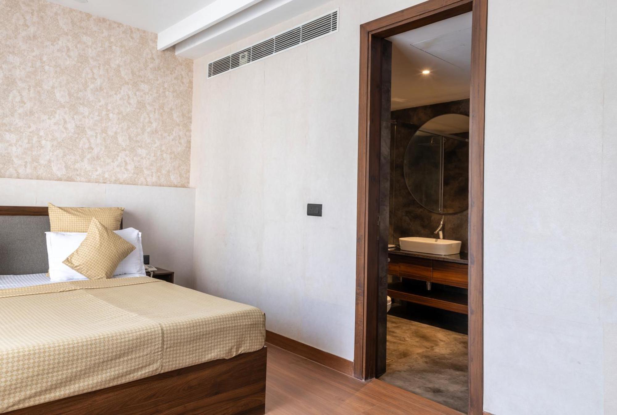 Casa Feliz Golf Course Road Gurgaon