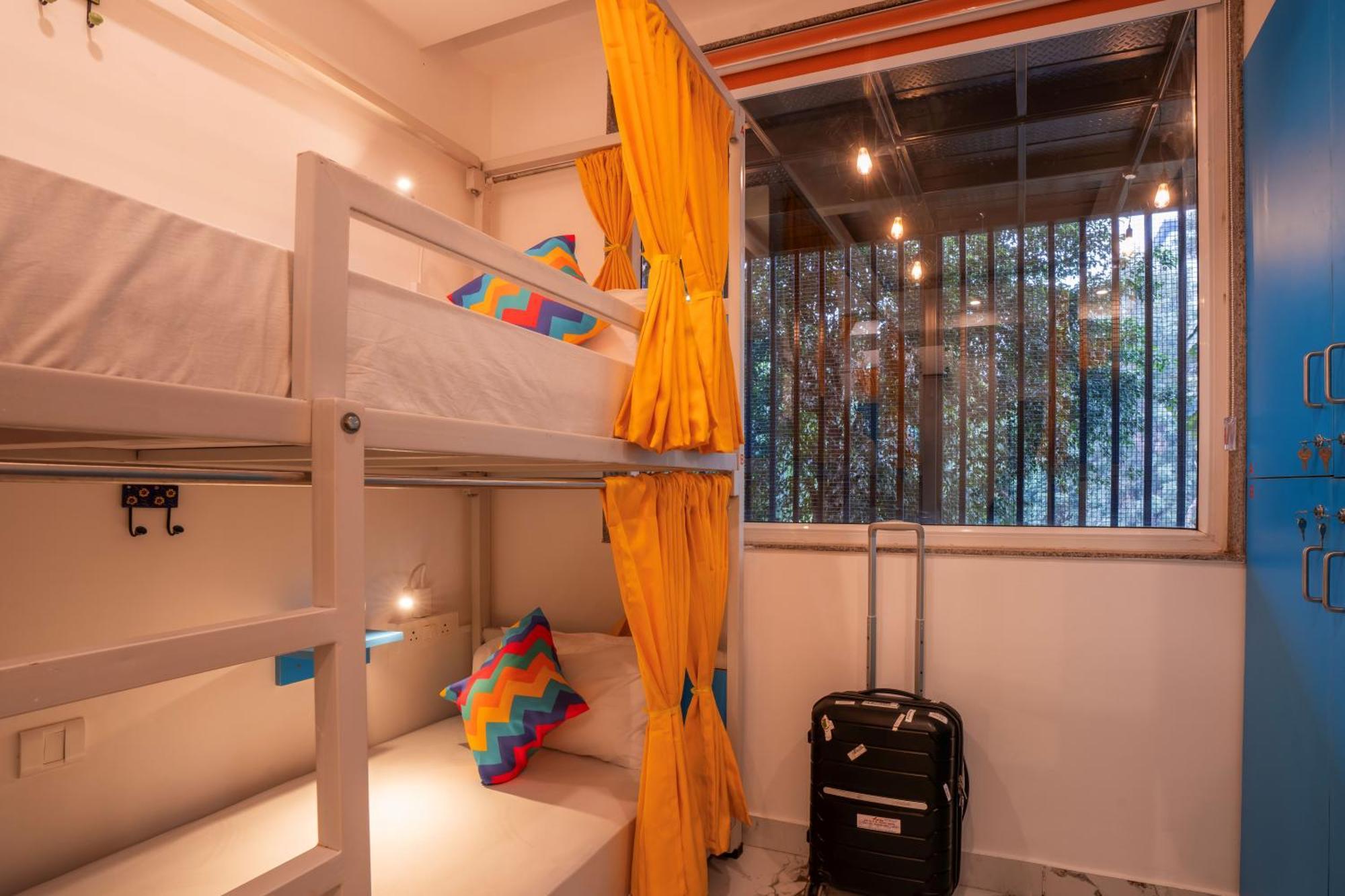 Gostops Gurugram, Baani Square Hostel