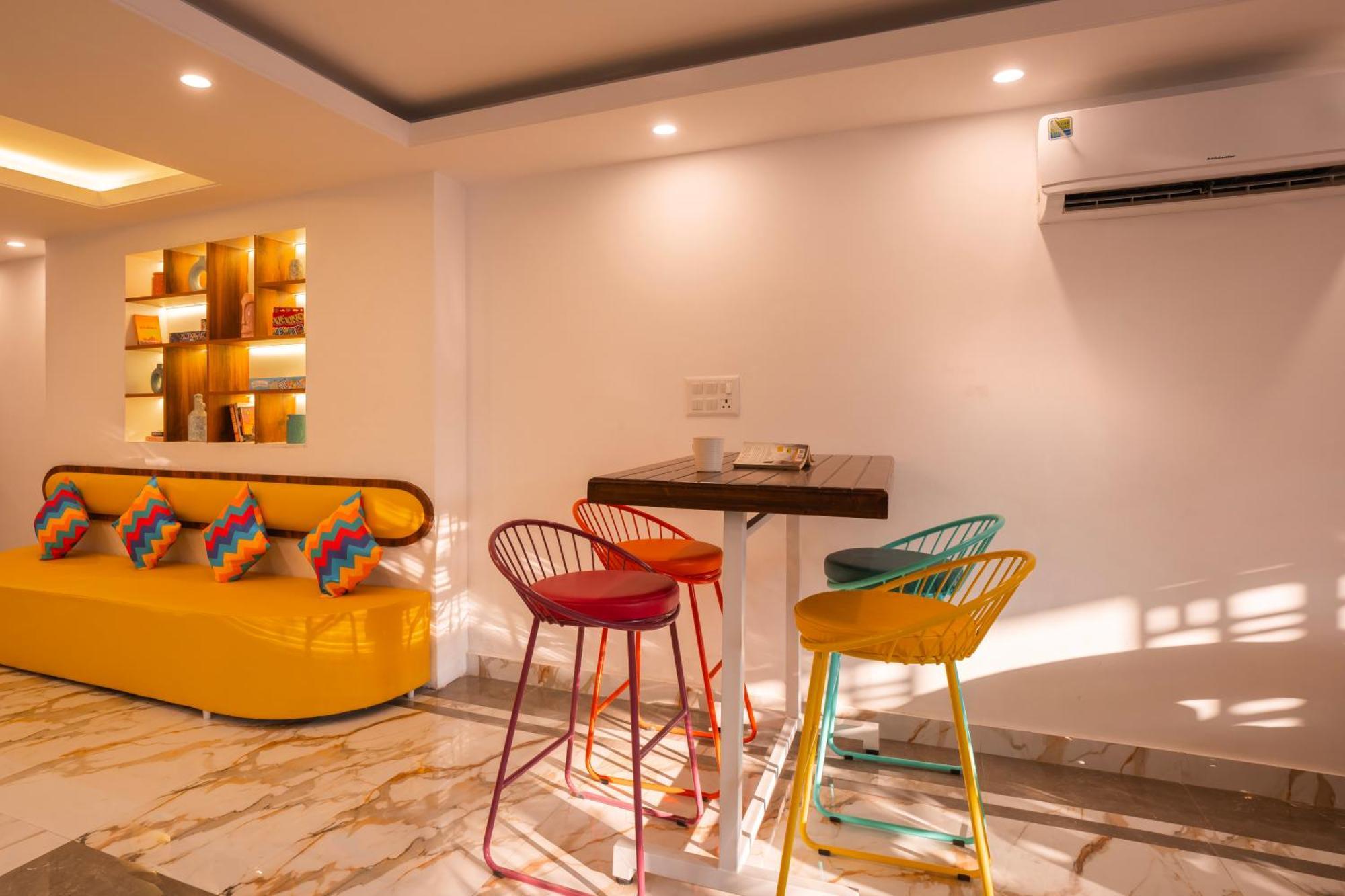Hostel Gostops Gurugram, Baani Square *