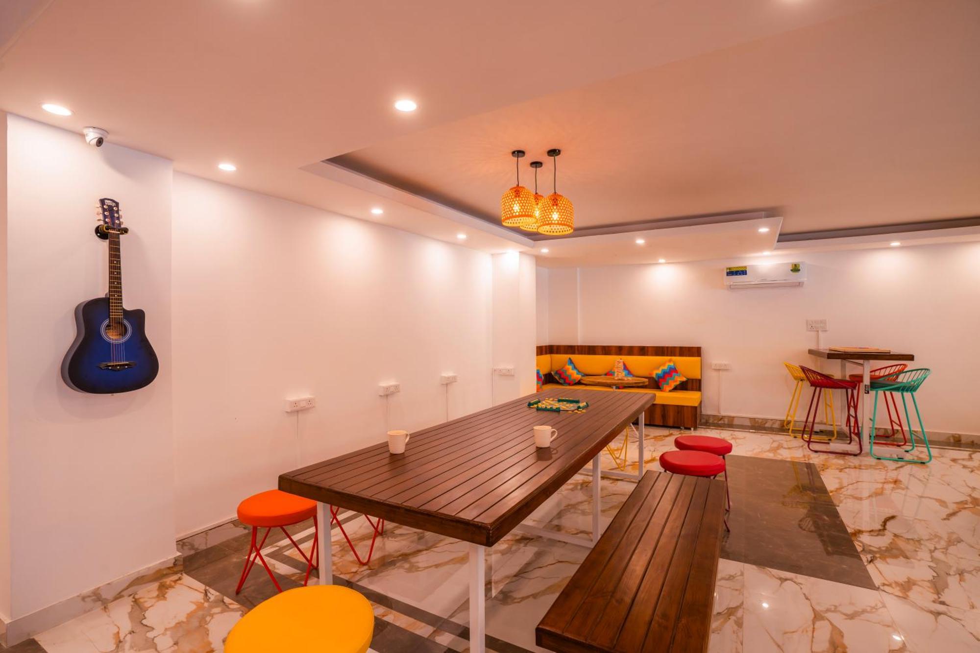 Gostops Gurugram, Baani Square Hostel Gurgaon
