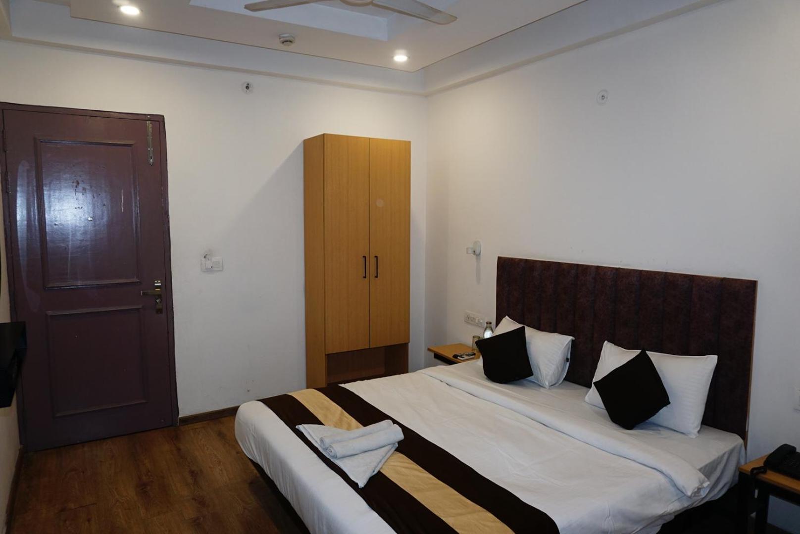 Hotel Tipsyy 018