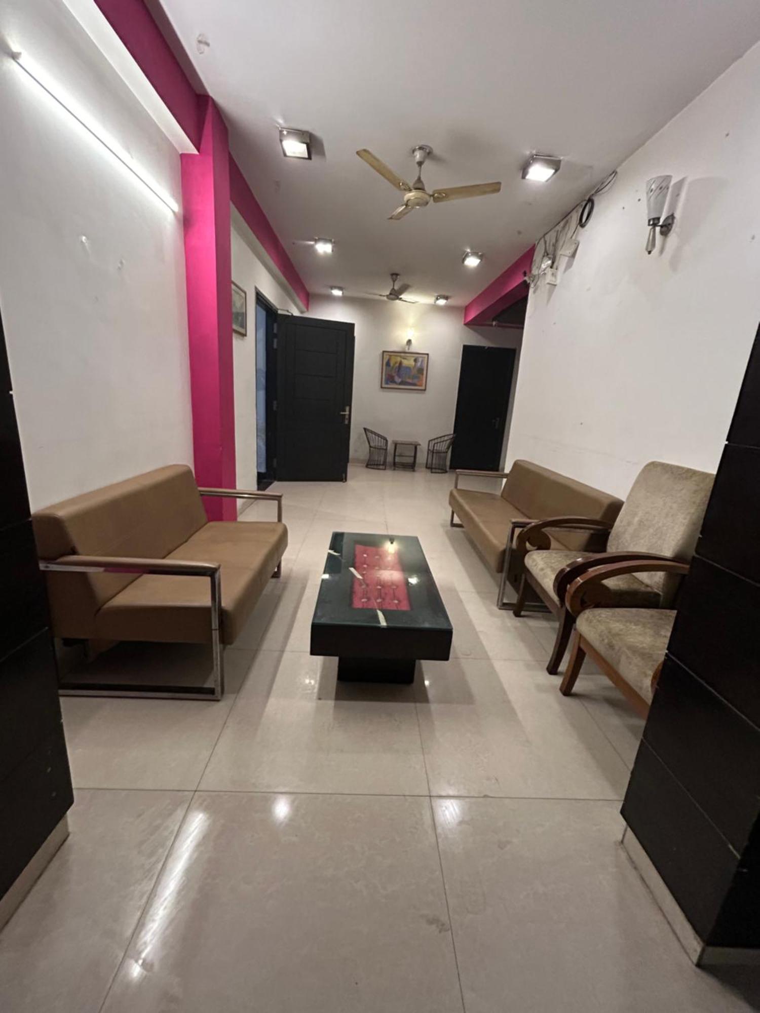 Bellmore Hotel 3*