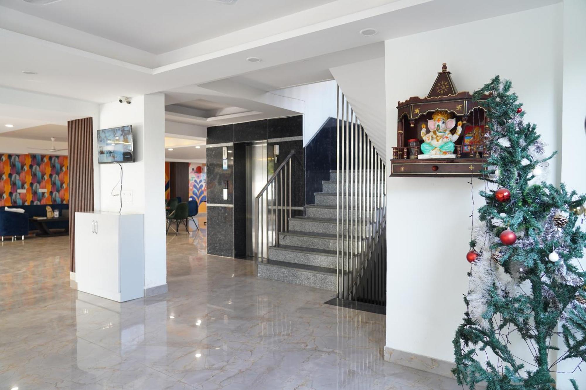 Rentdoor- Luxury Studio Service Sector -46 Bed & Breakfast *