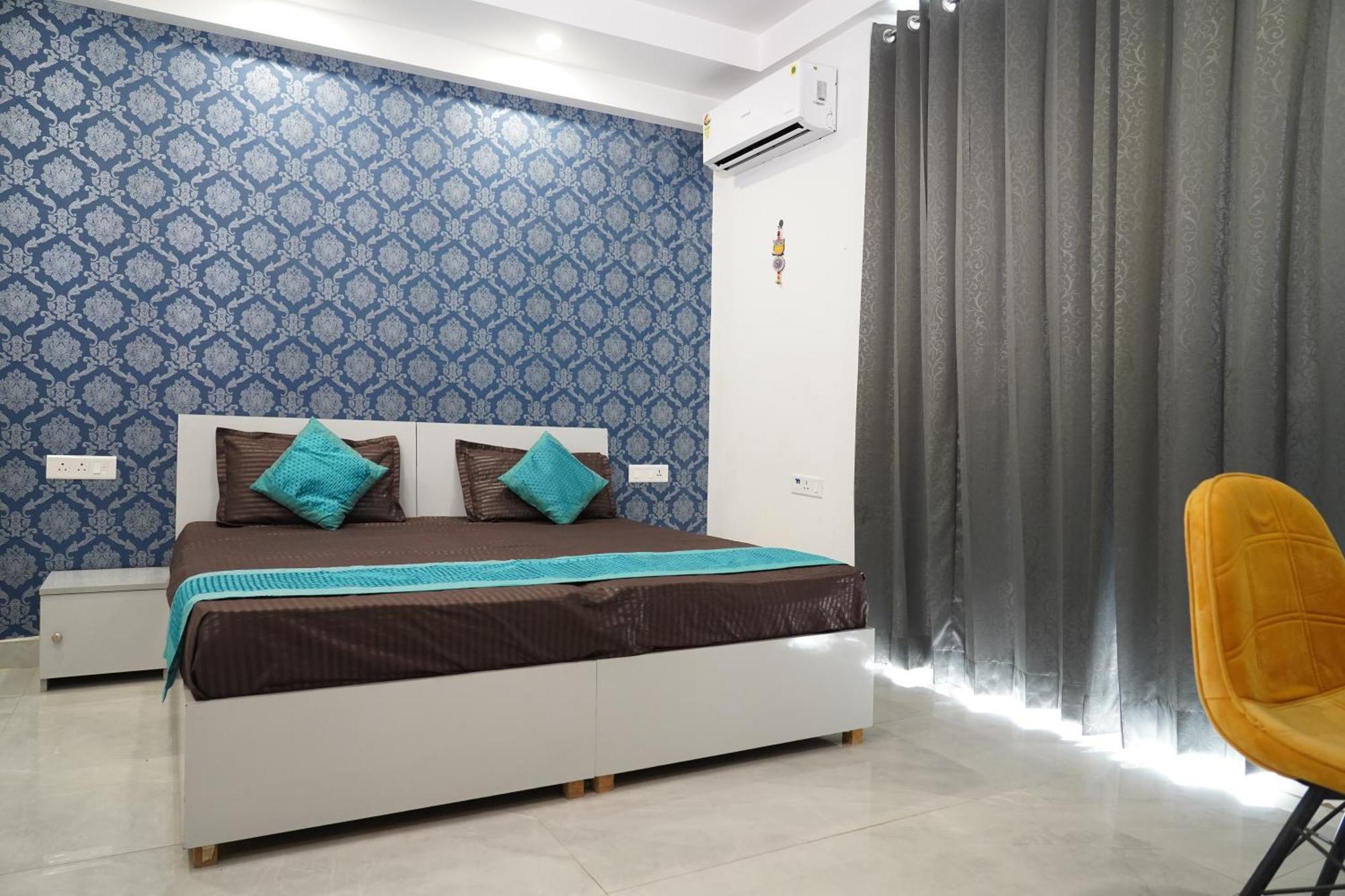 Rentdoor- Luxury Studio Service Sector -46 *