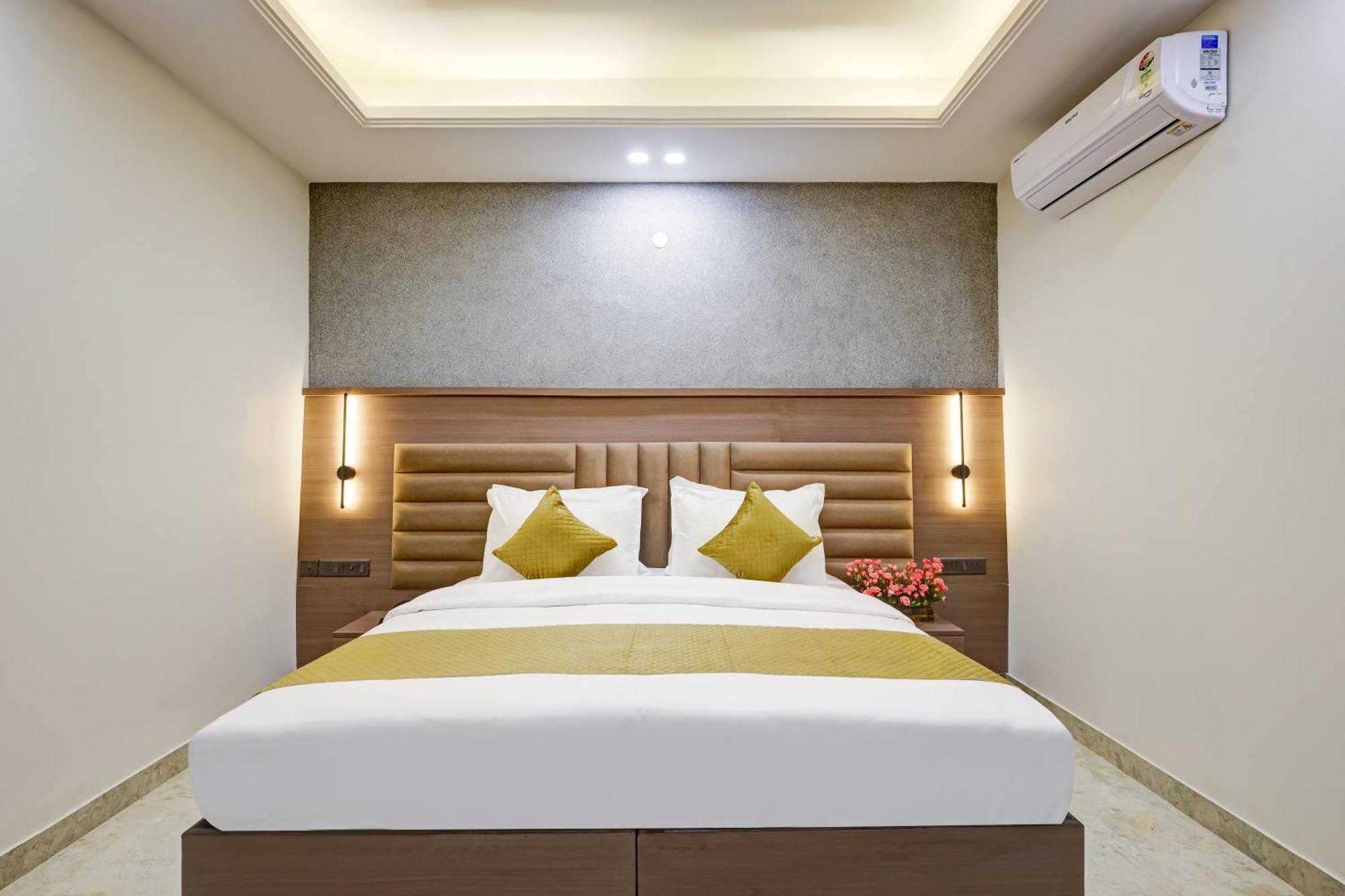 Limewood Premium - Near Sector 29