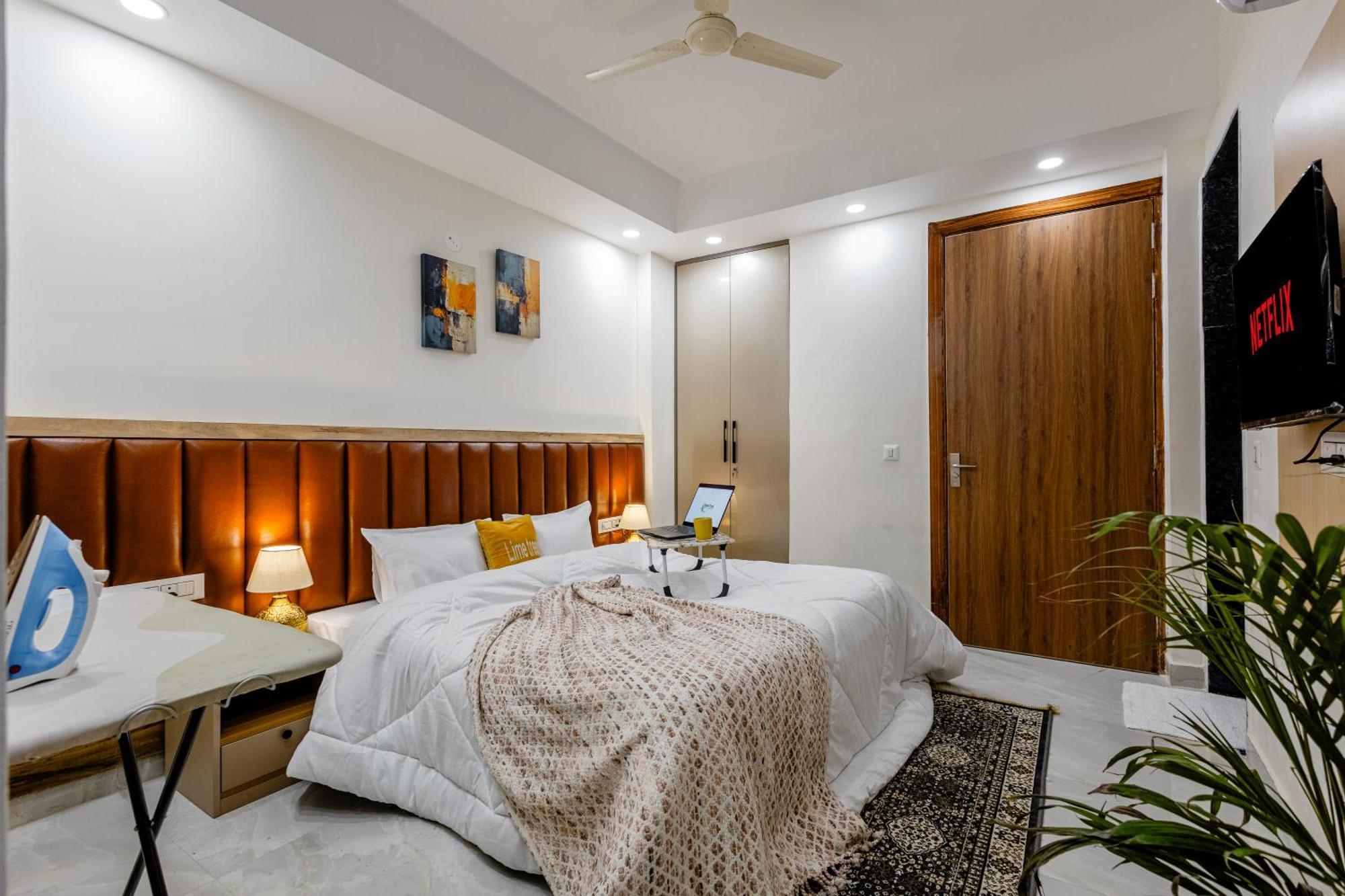 Lime Tree Luxury 2bhk Serviced Near Artemis Hospital Apartment Gurgaon