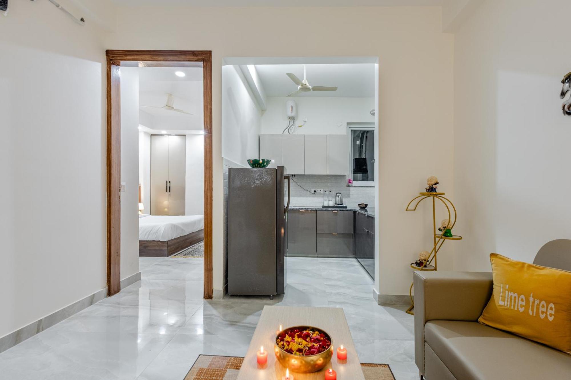 Lime Tree Luxury 2bhk Serviced Near Artemis Hospital * Gurgaon