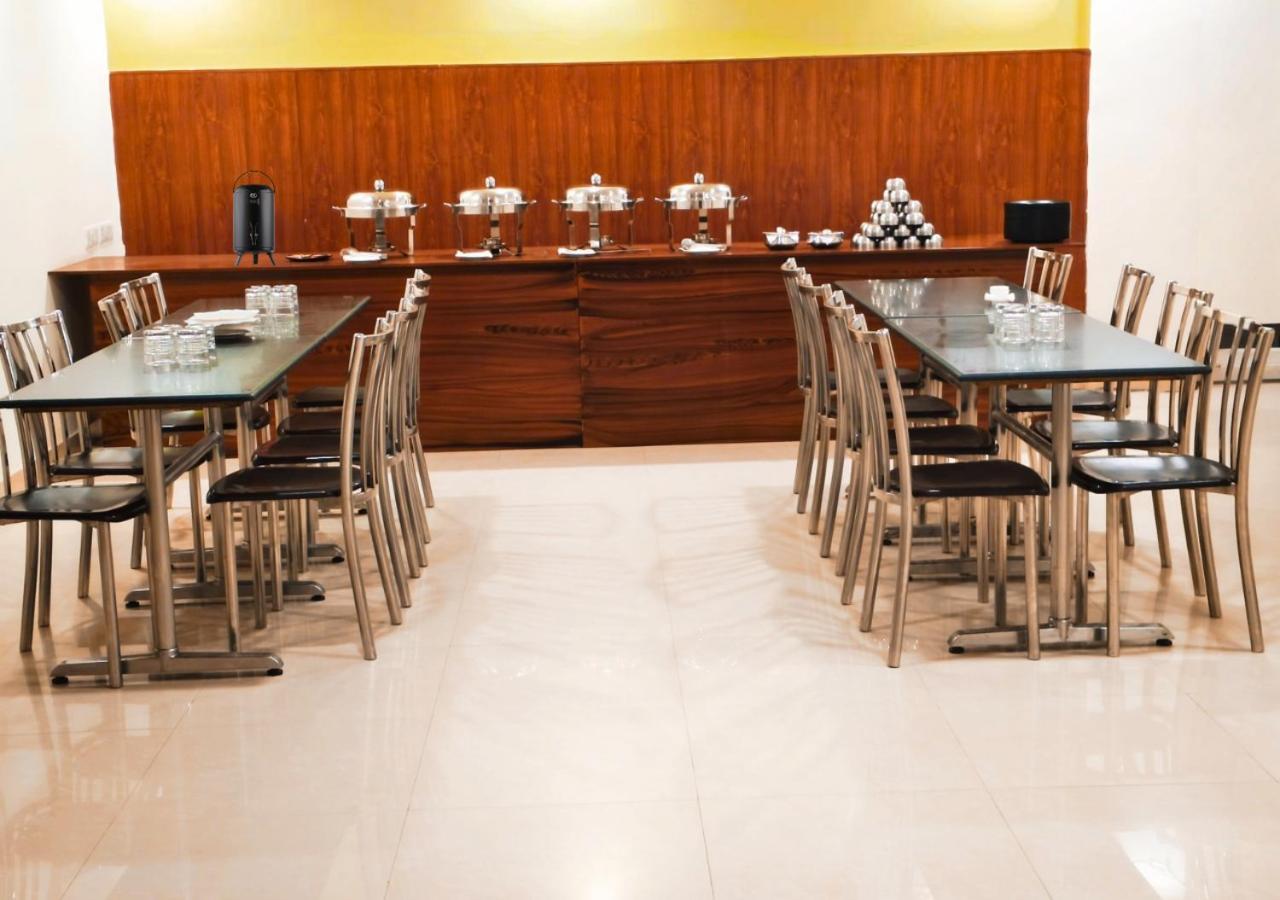 Bed & Breakfast Aroha Stayinn Aroma -gurgaon Sector 47 Gurgaon