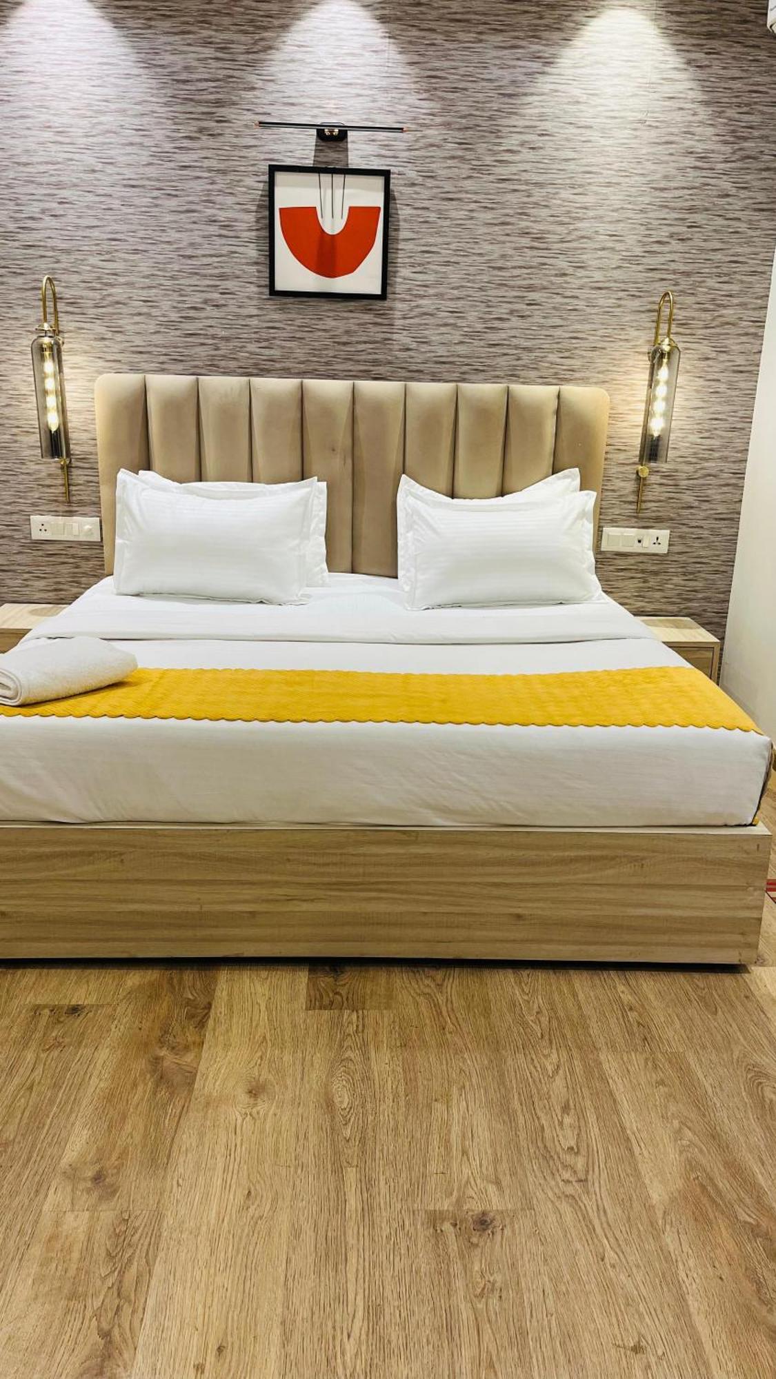 Hotel The Sawan Arc Gurgaon
