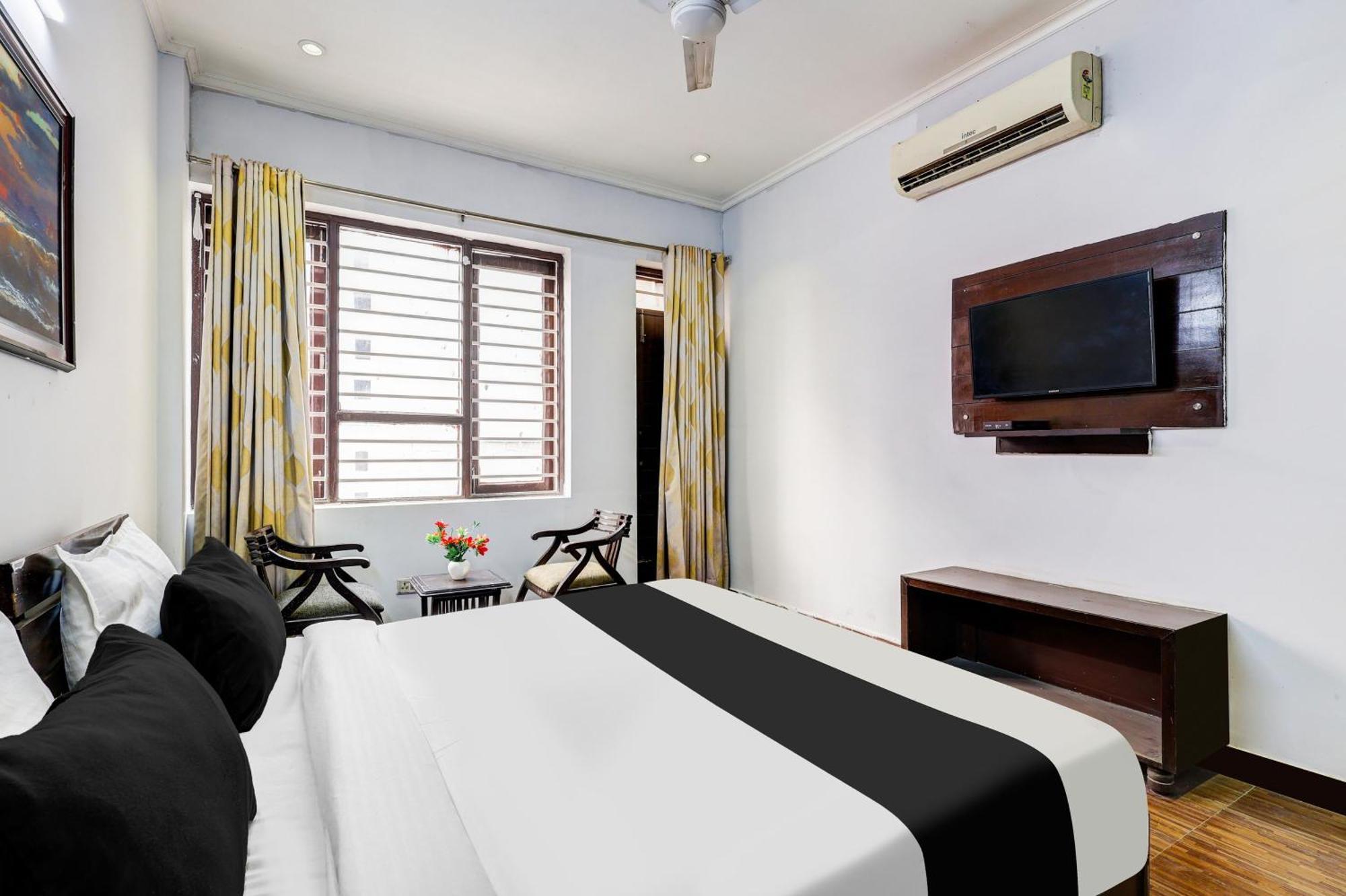 Hotel Super Townhouse Sector 38 Near Medanta