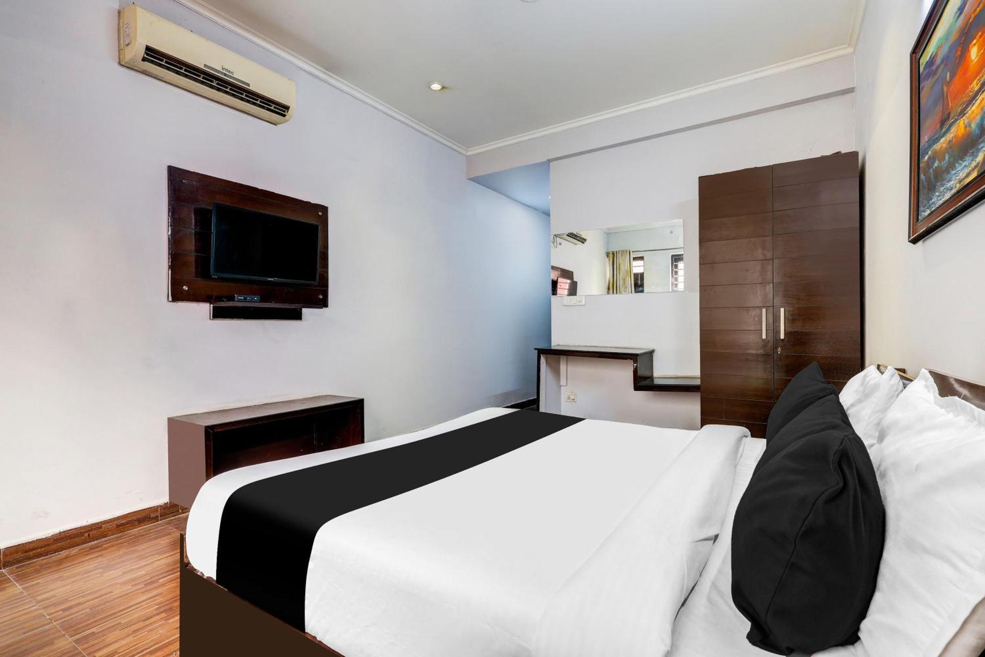 Hotel Super Townhouse Sector 38 Near Medanta