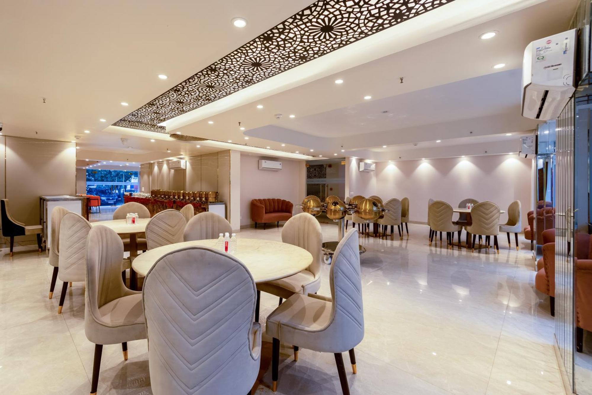 Aadat Near Artemis Hospital Hotel
