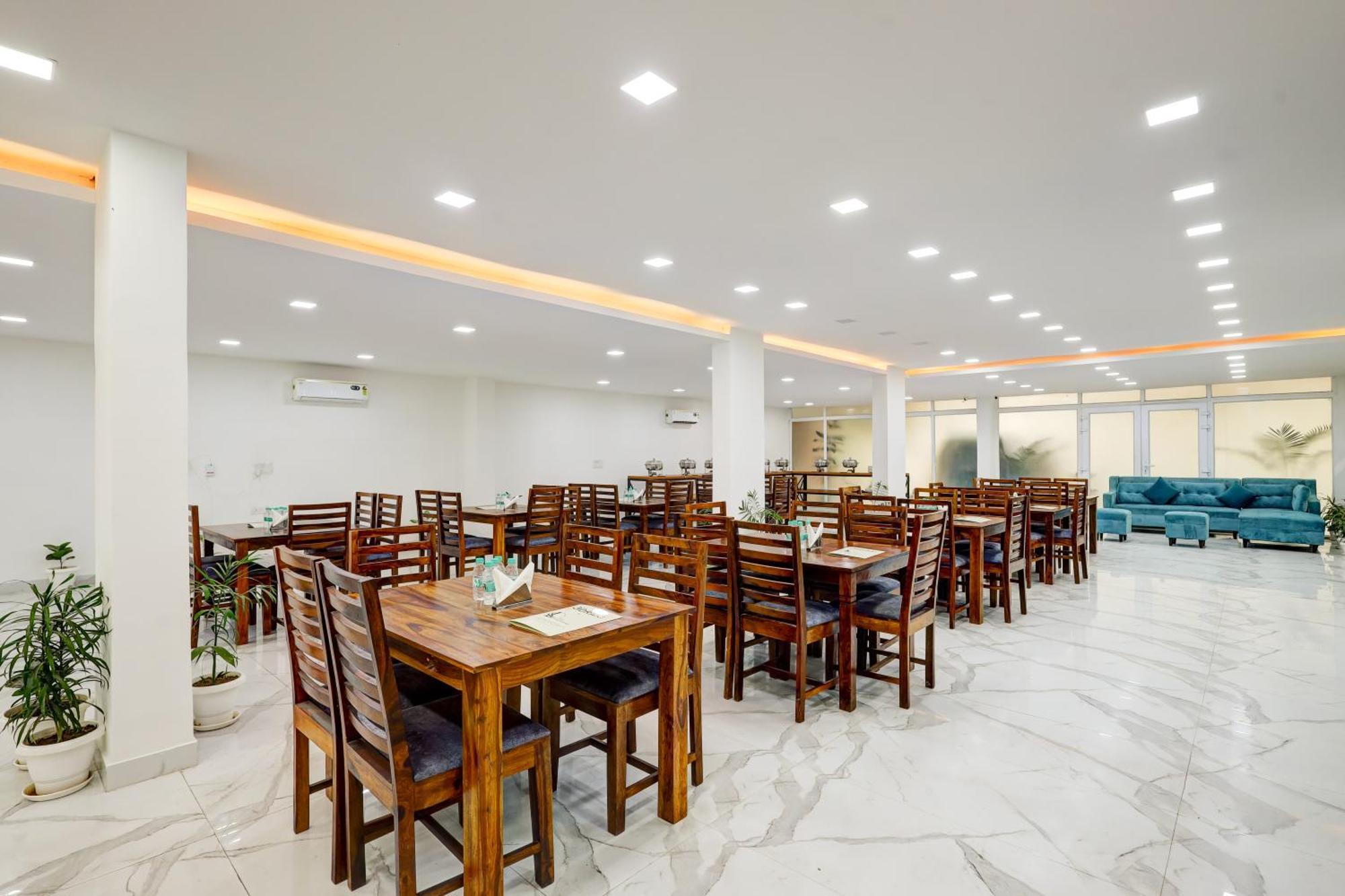 Limewood - Sector 29 Hotel 3*