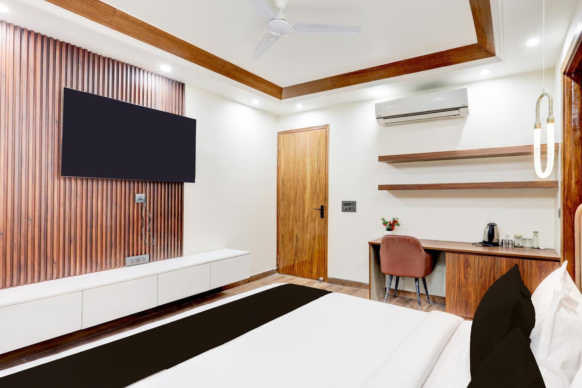 Super O Sector 43 * Gurgaon