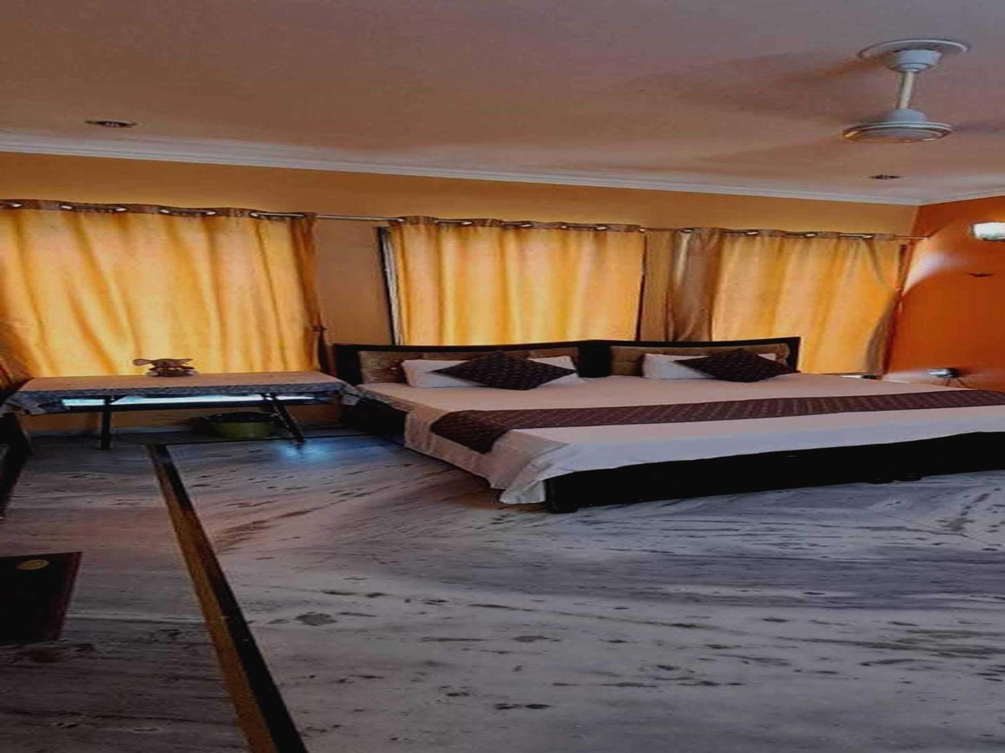 Hotel O Naveen Residancy 3*
