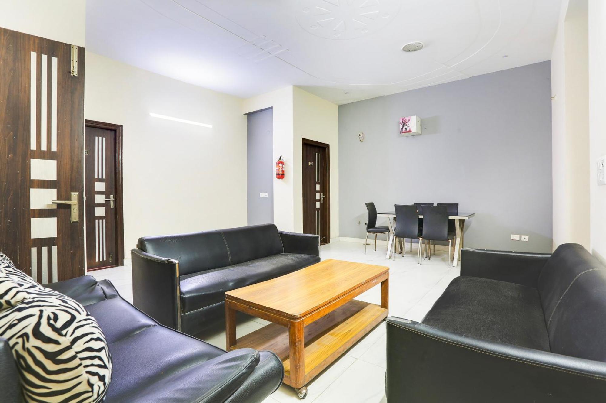 Super Collection O Sector 45 Near Huda Metro Station Hotel 4*