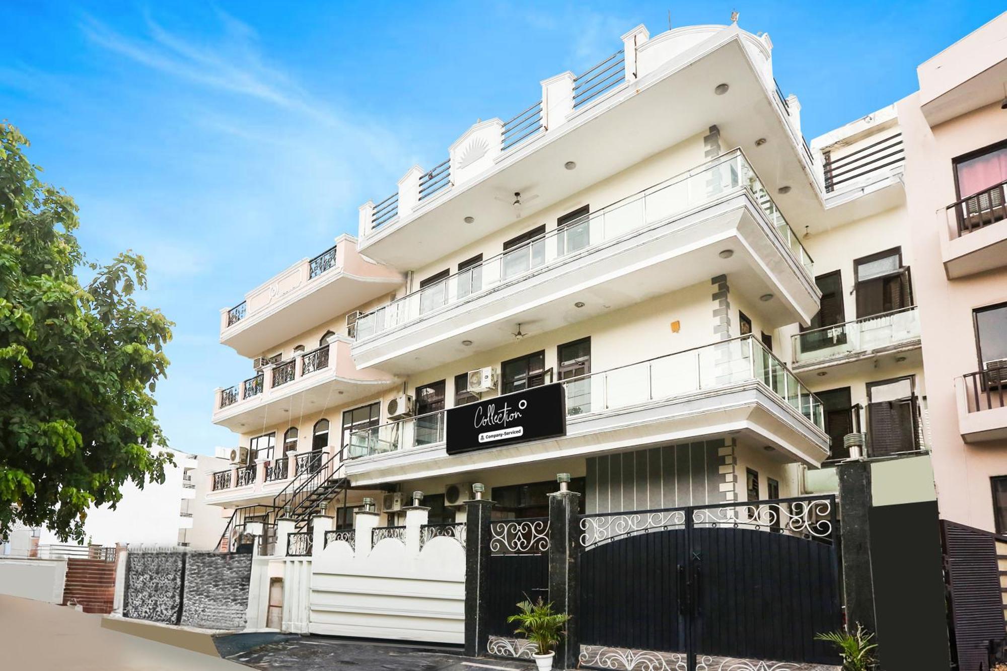 Super Collection O Sector 45 Near Huda Metro Station Gurgaon