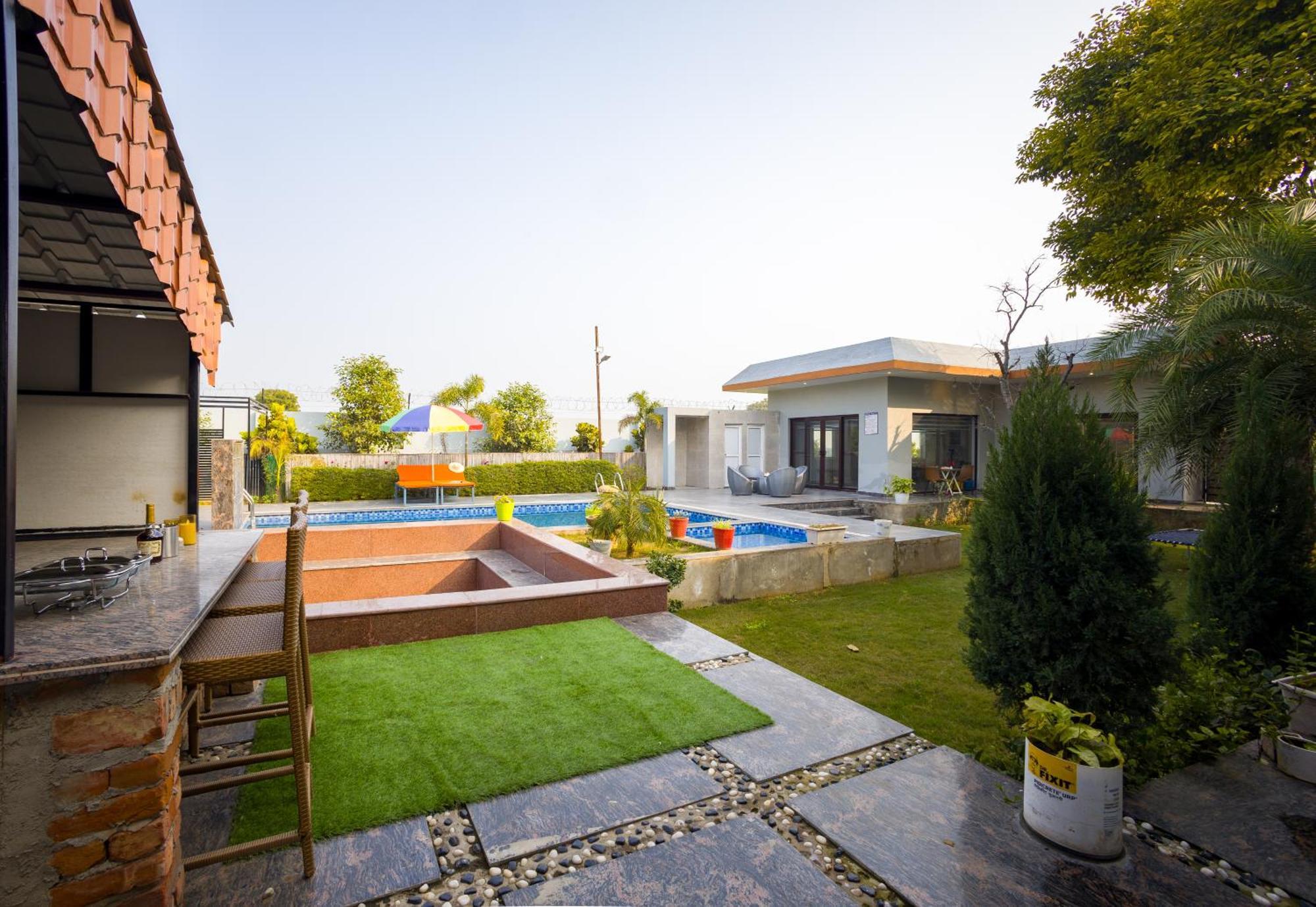Elivaas Aarul 4 Bhk With Pvt Pool, Gazebo & Game Zone