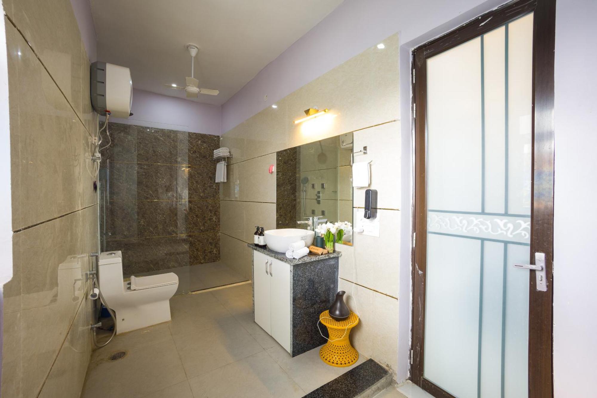Villa Elivaas Aarul 4 Bhk With Pvt Pool, Gazebo & Game Zone