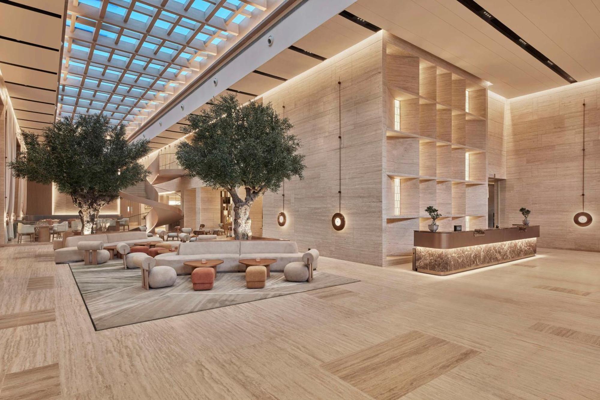 Hotel Hilton Gurugram Baani Centre 5*