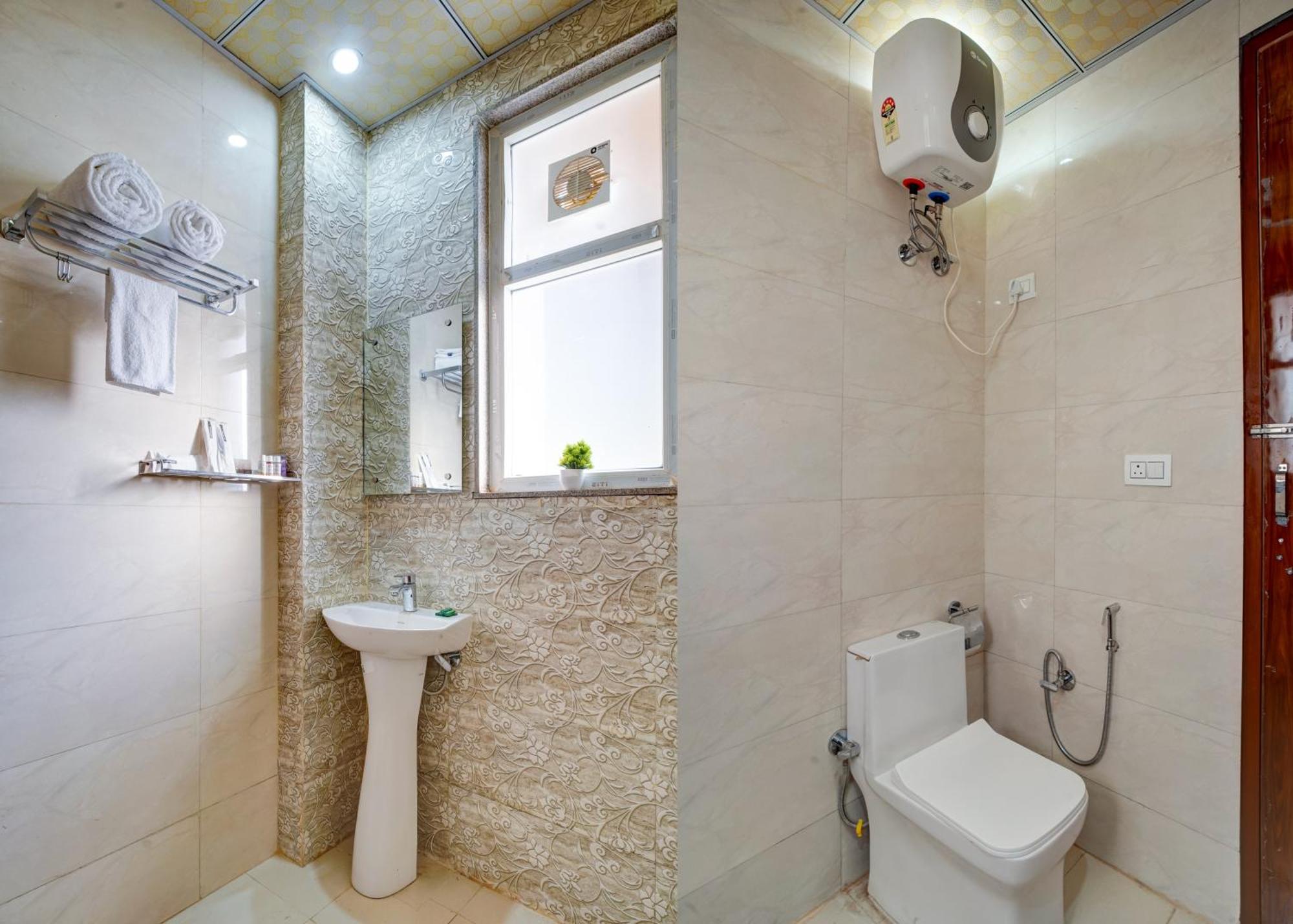 Durbar By Vardaan Residency