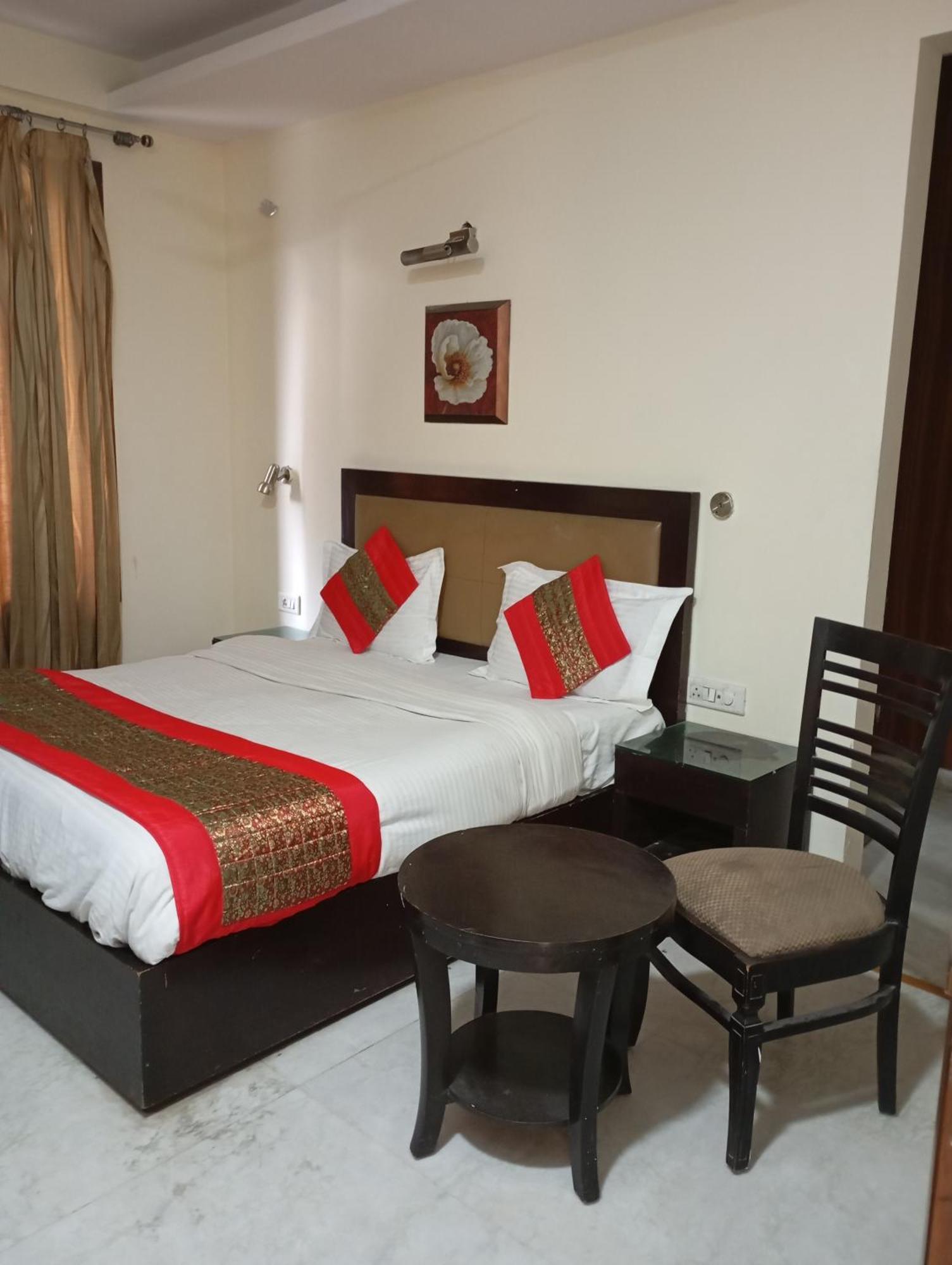 Hotel Royal India - South 1 Gurgaon