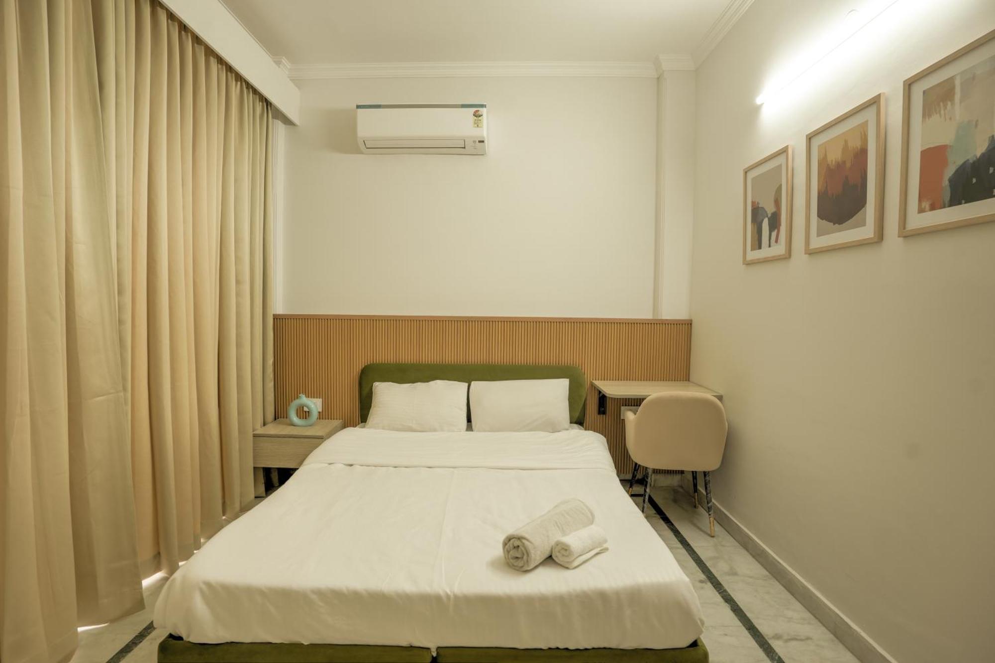 Apartment 2bhk Luxury Near Phase 1 Metro Station *