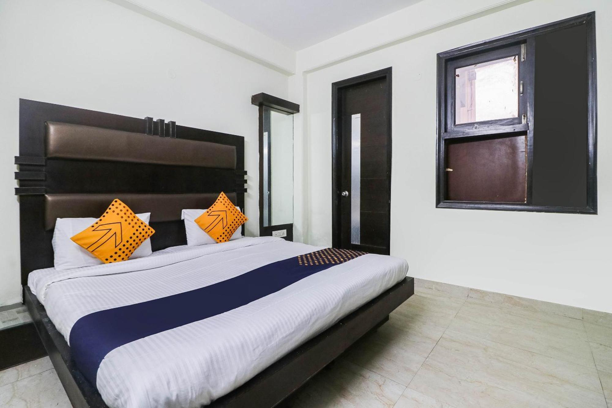 Hotel Spot On Grace Near Star Mall Gurgaon