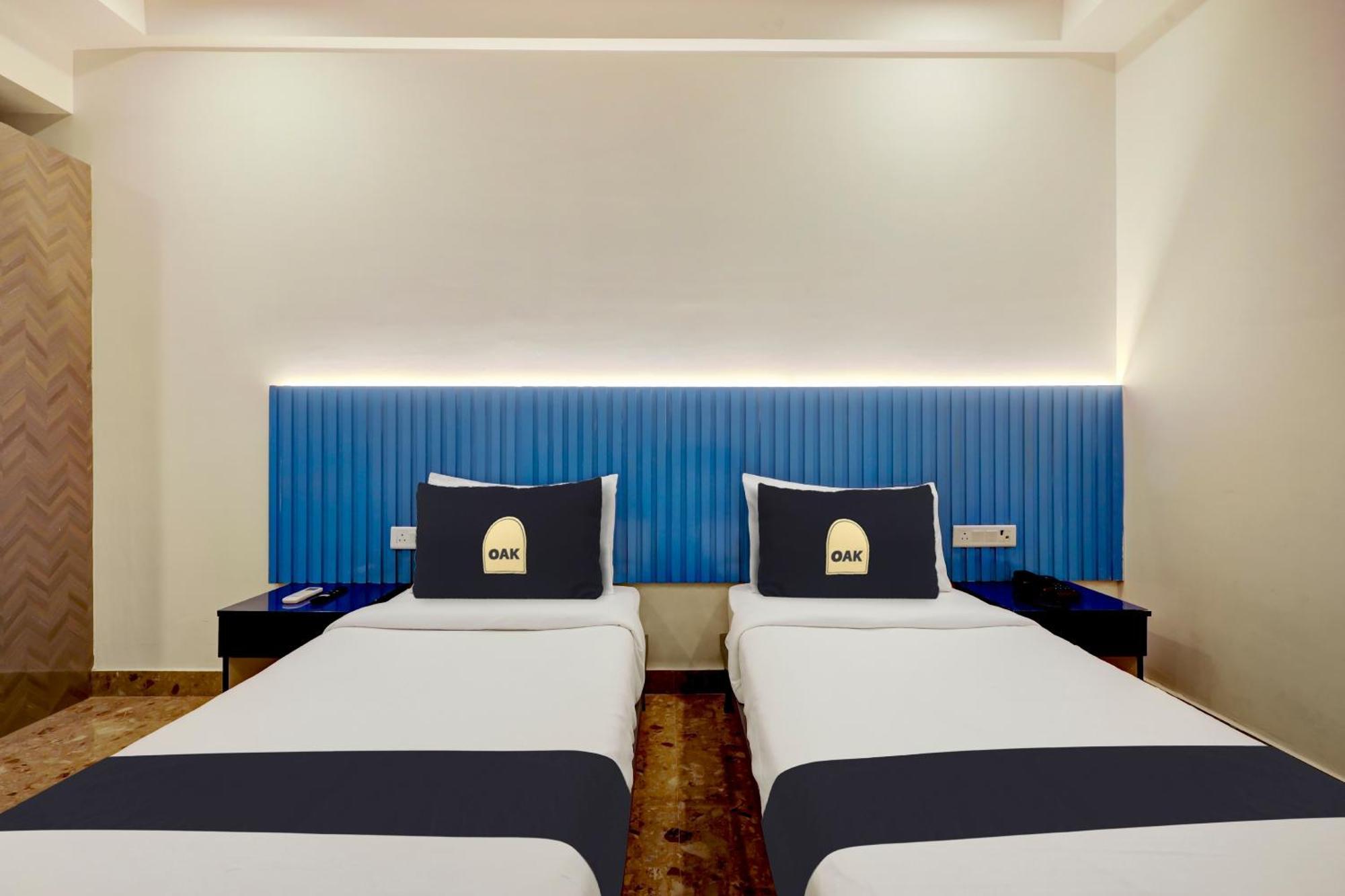 Townhouse Oak Elite Golf Hotel 3*