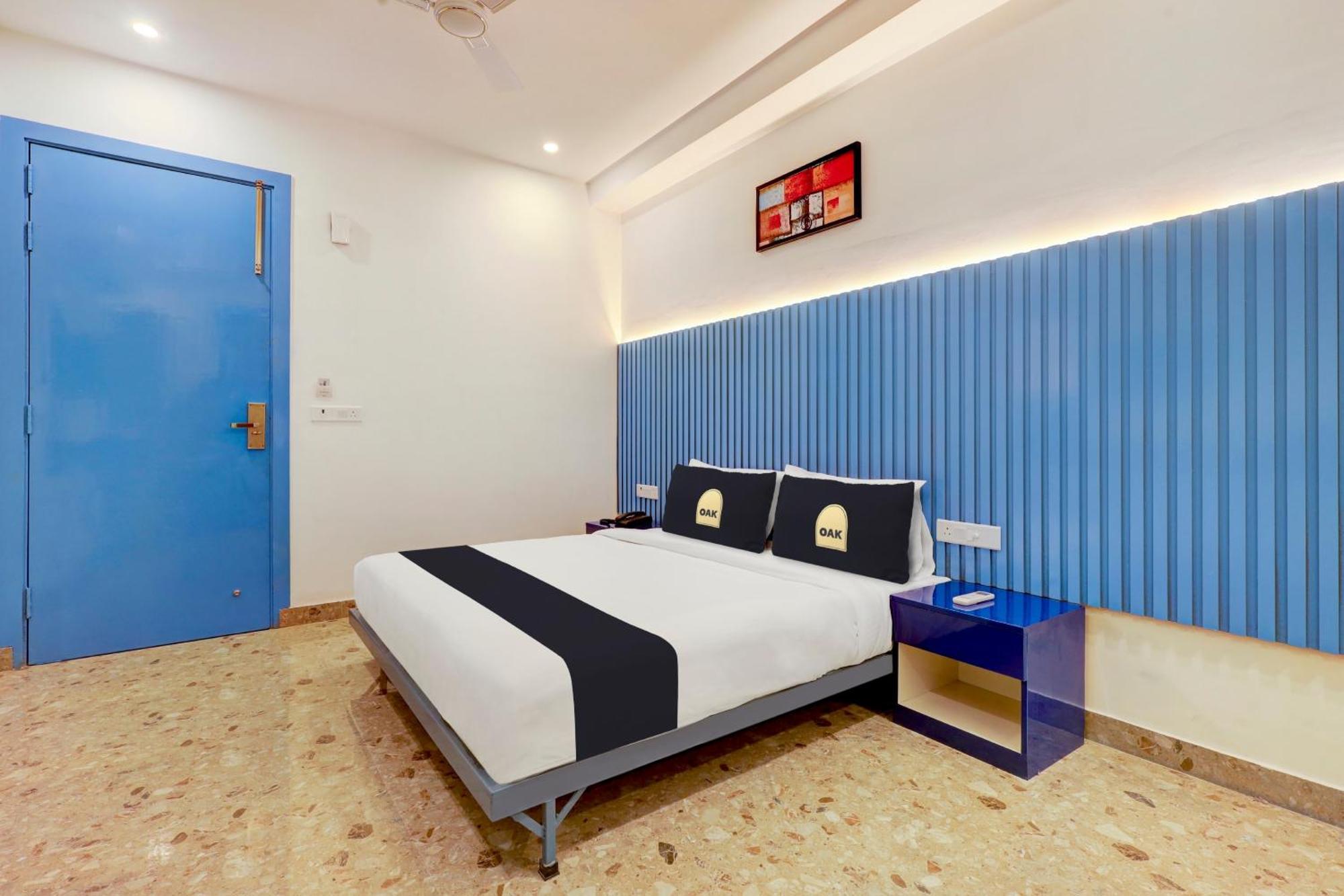 Townhouse Oak Elite Golf 3*