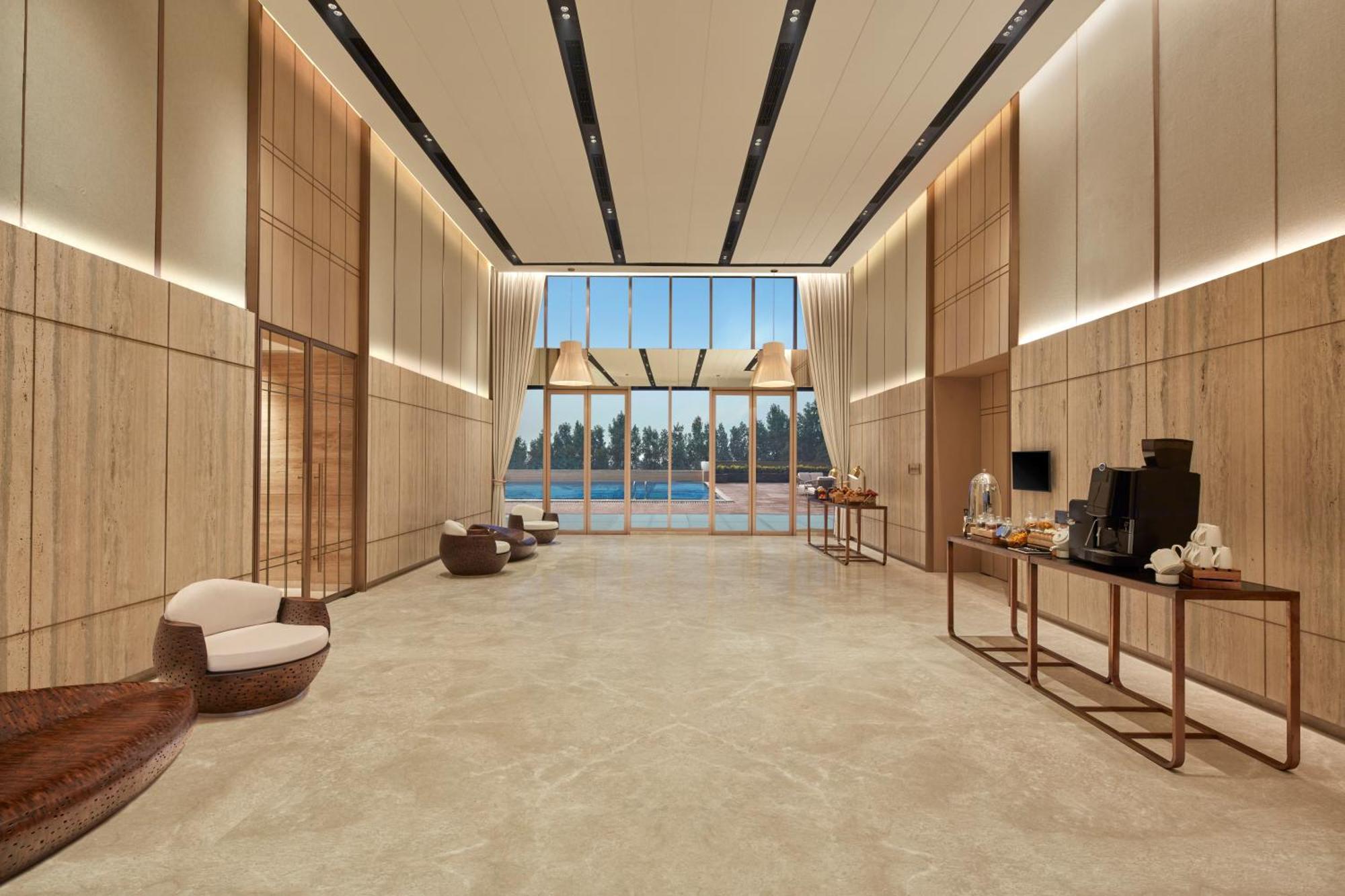 Hotel Hilton Gurugram Baani Centre Gurgaon