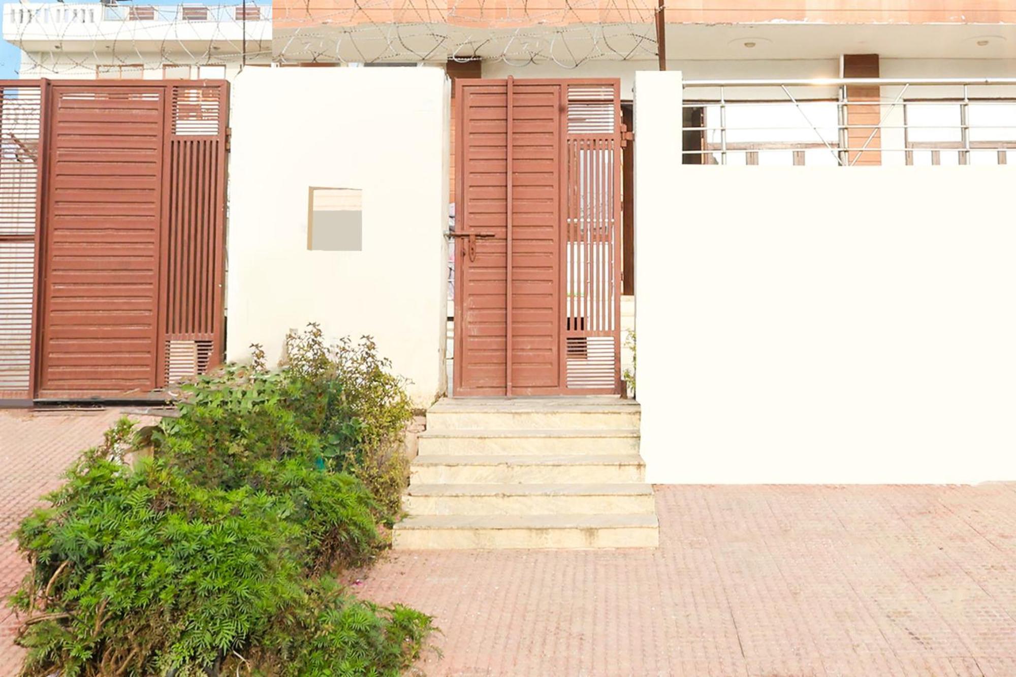 O Circle Residency 3* Gurgaon