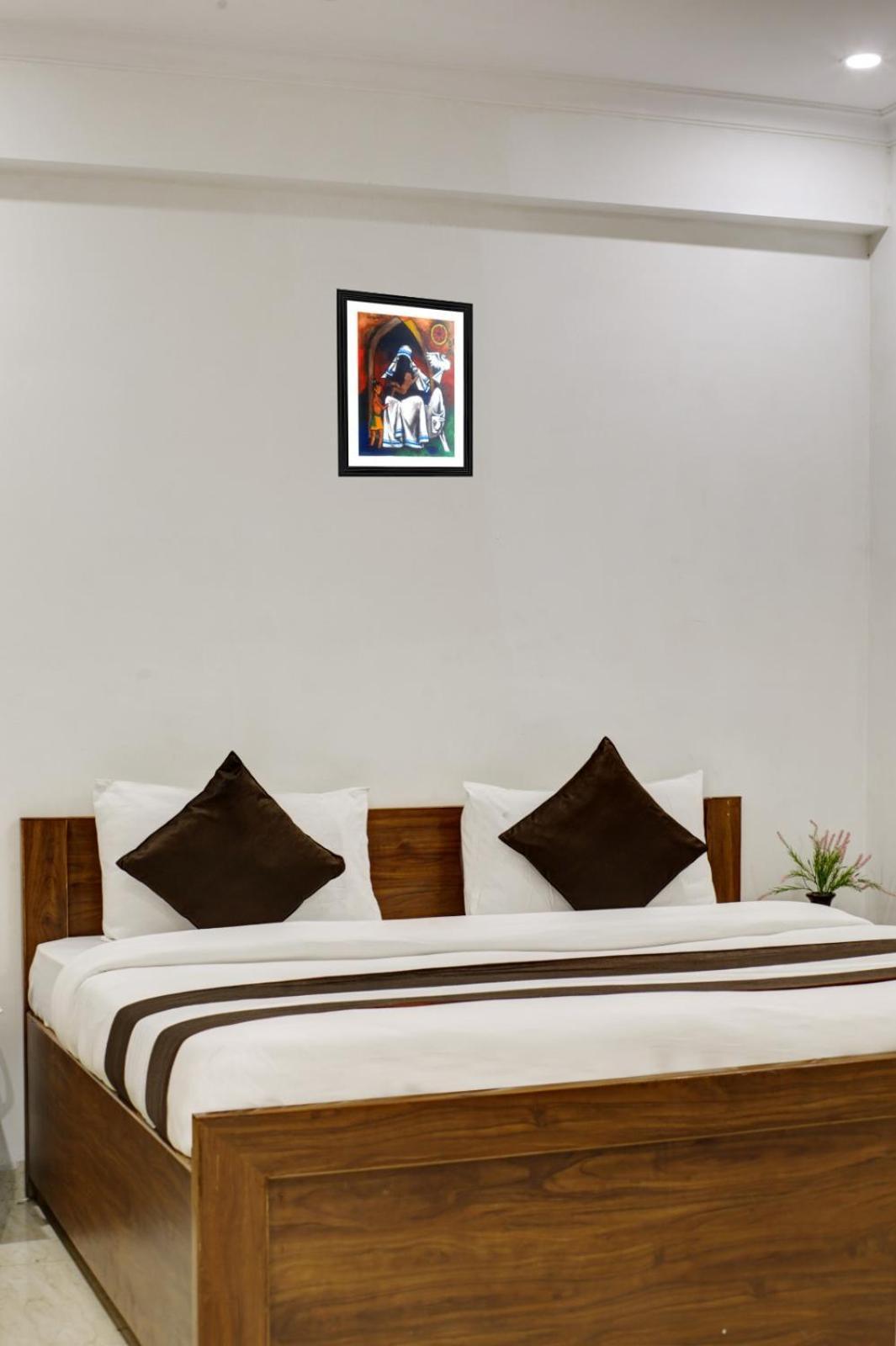 Vibe Blu -gurgaon Hotel