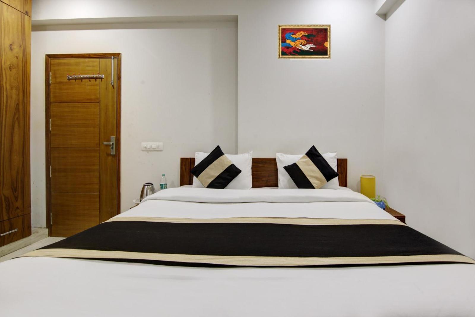 Hotel Vibe Blu -gurgaon
