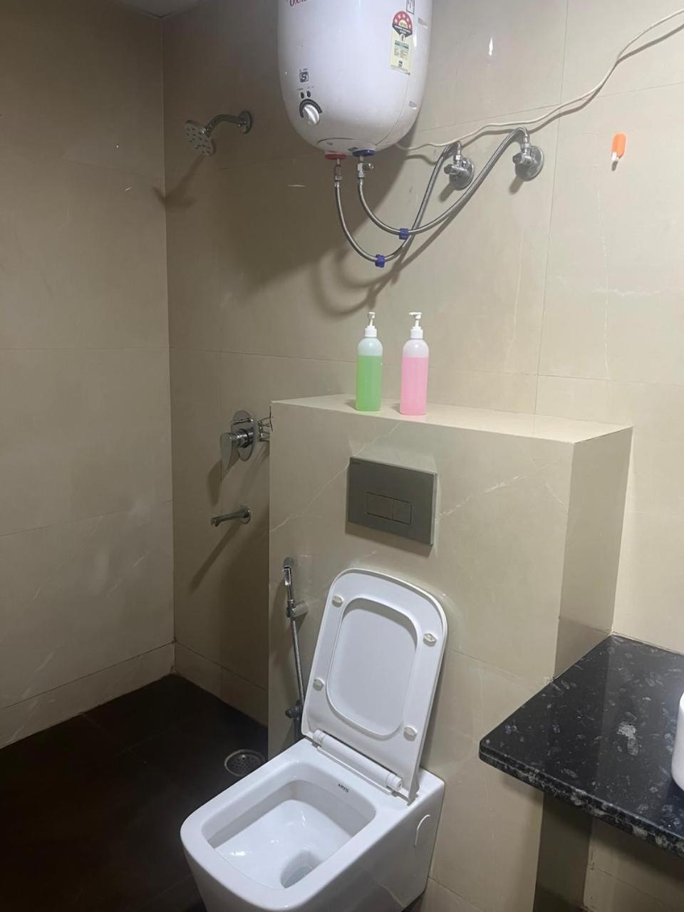 Hotel Qcent Premier