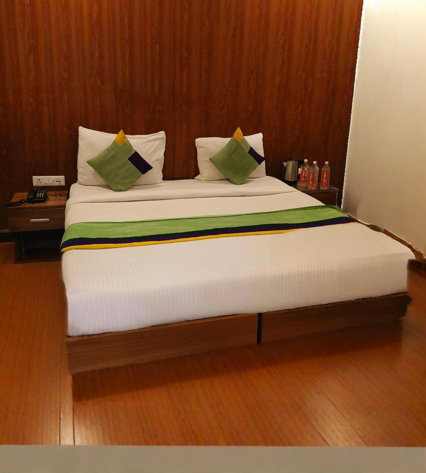 The Aroma Residency 47 Near Ikea Gmp & Medanta The Medicity, Gurugram Hotel