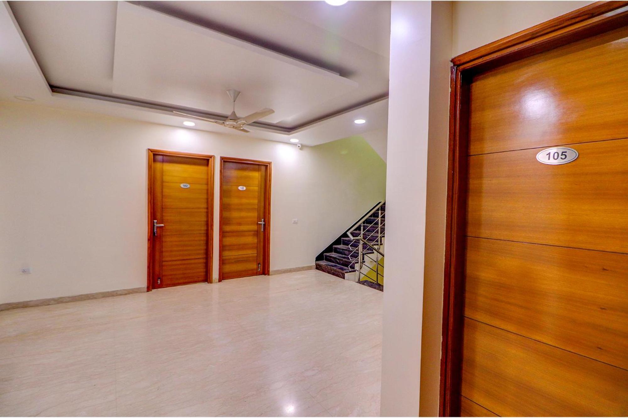 Hotel The Aroma Residency 47 Near Ikea Gmp & Medanta The Medicity, Gurugram 3*