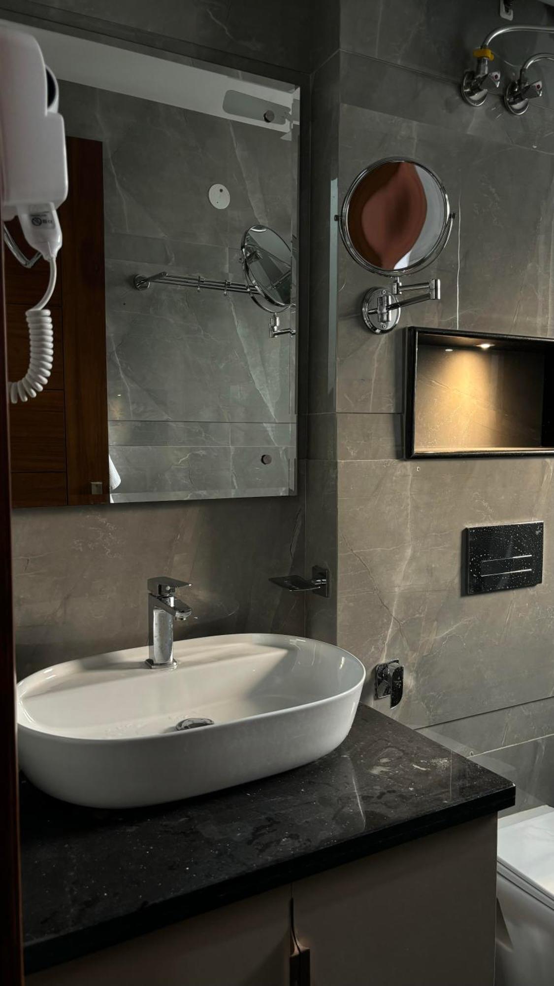 Escape And Serviced Gurgaon