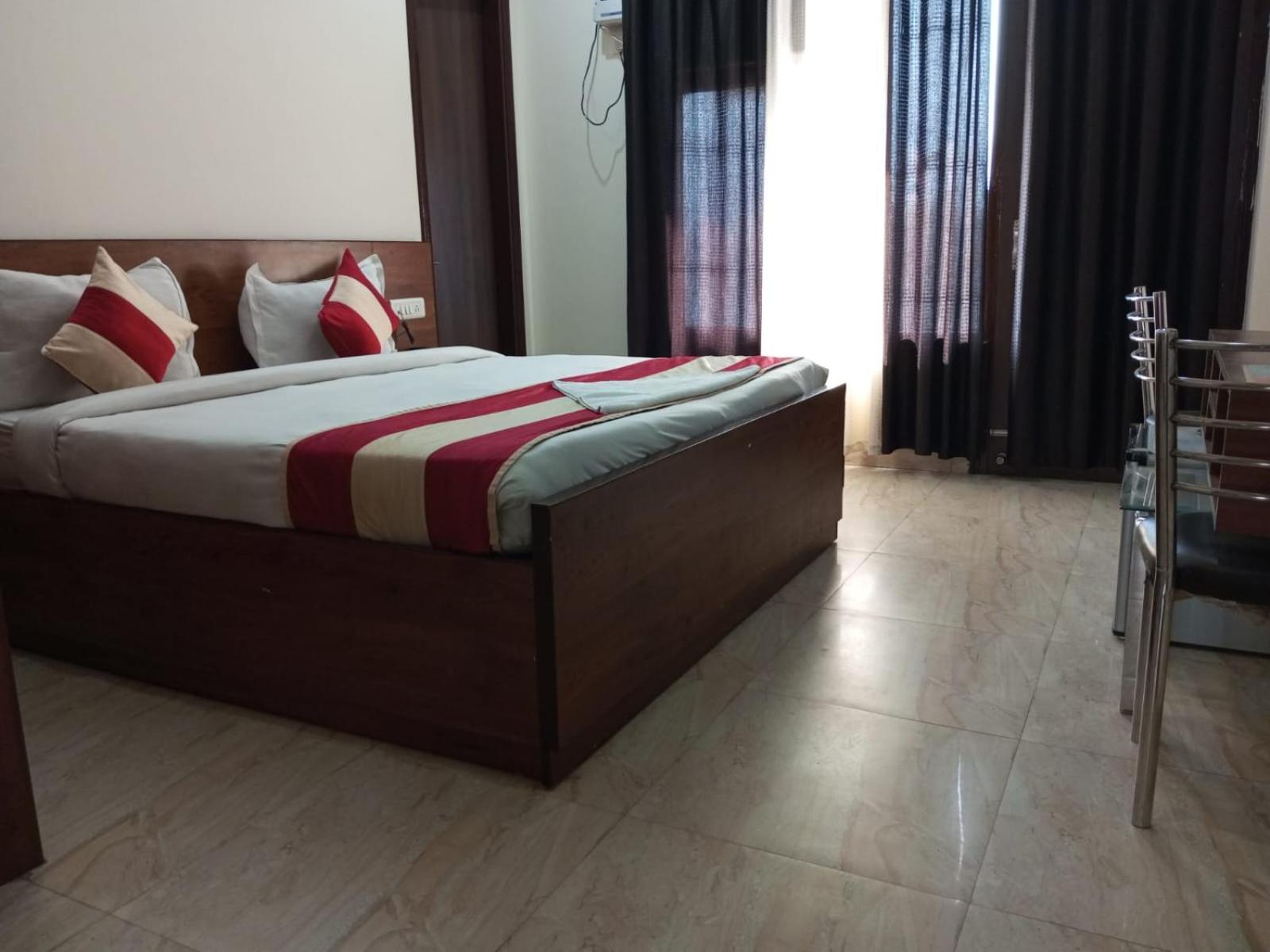 Hotel 80p Star Corporate