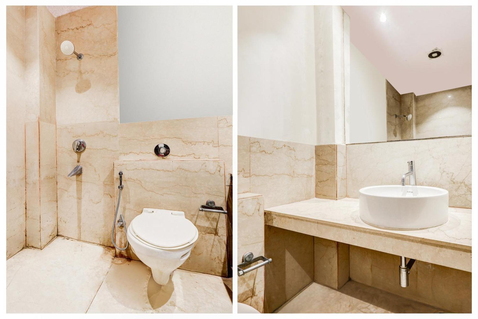 Super Townhouse Oak Sector 25 Gurgaon